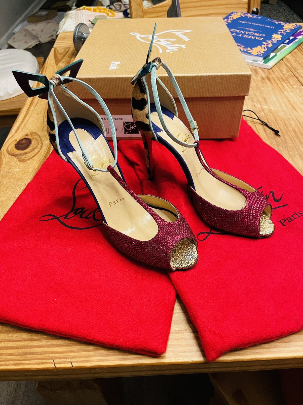Christian Louboutin Christian Louboutin Peep-Toe Heels with Butterfly Bows Size US 7 / IT 37 - 6 Thumbnail