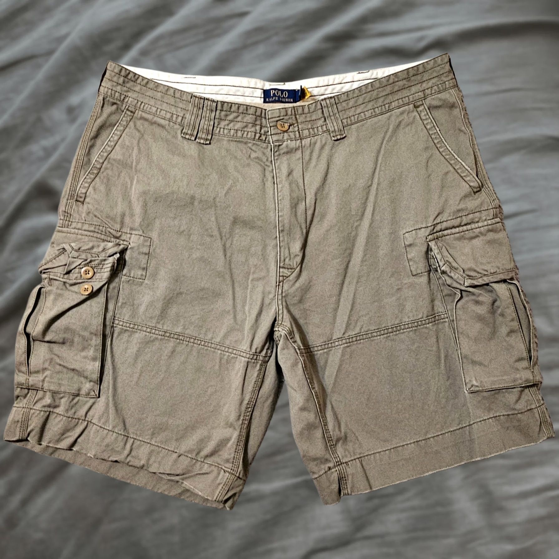 Polo Ralph Lauren Polo Ralph Lauren Shorts Mens 42 Green Cargo Men Flat Front Classic Fit Pocket Size US XL / EU 56 / 4 - 1 Thumbnail