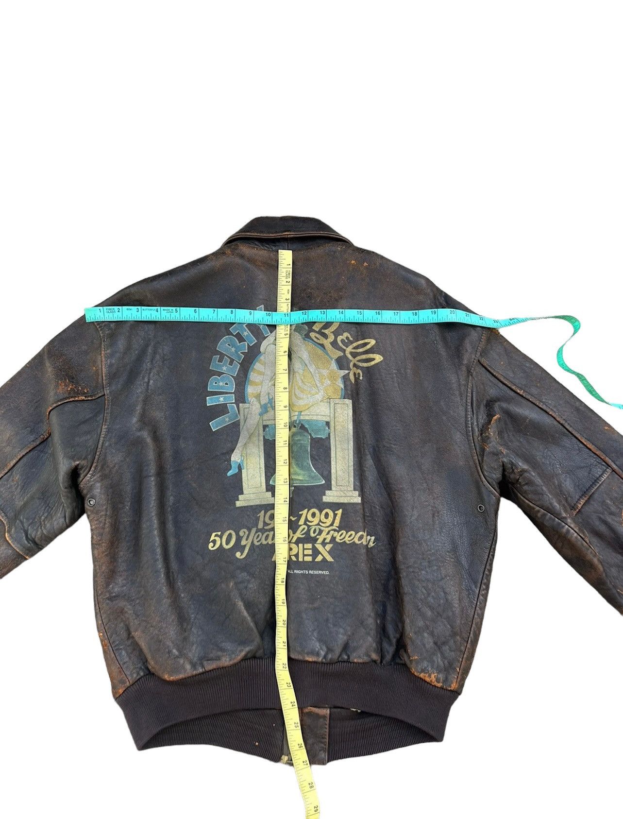 Avirex Trashed Vintage 1991 Avirex Pin-Up Girl A2 Leather Jacket Size US S / EU 44-46 / 1 - 5 Thumbnail
