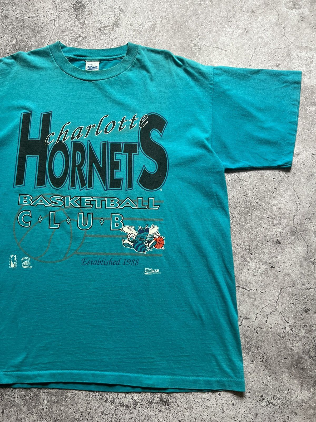 NBA × Vintage Vintage Charlotte Hornets 1988 single stich t shirt Size US XL / EU 56 / 4 - 2 Thumbnail