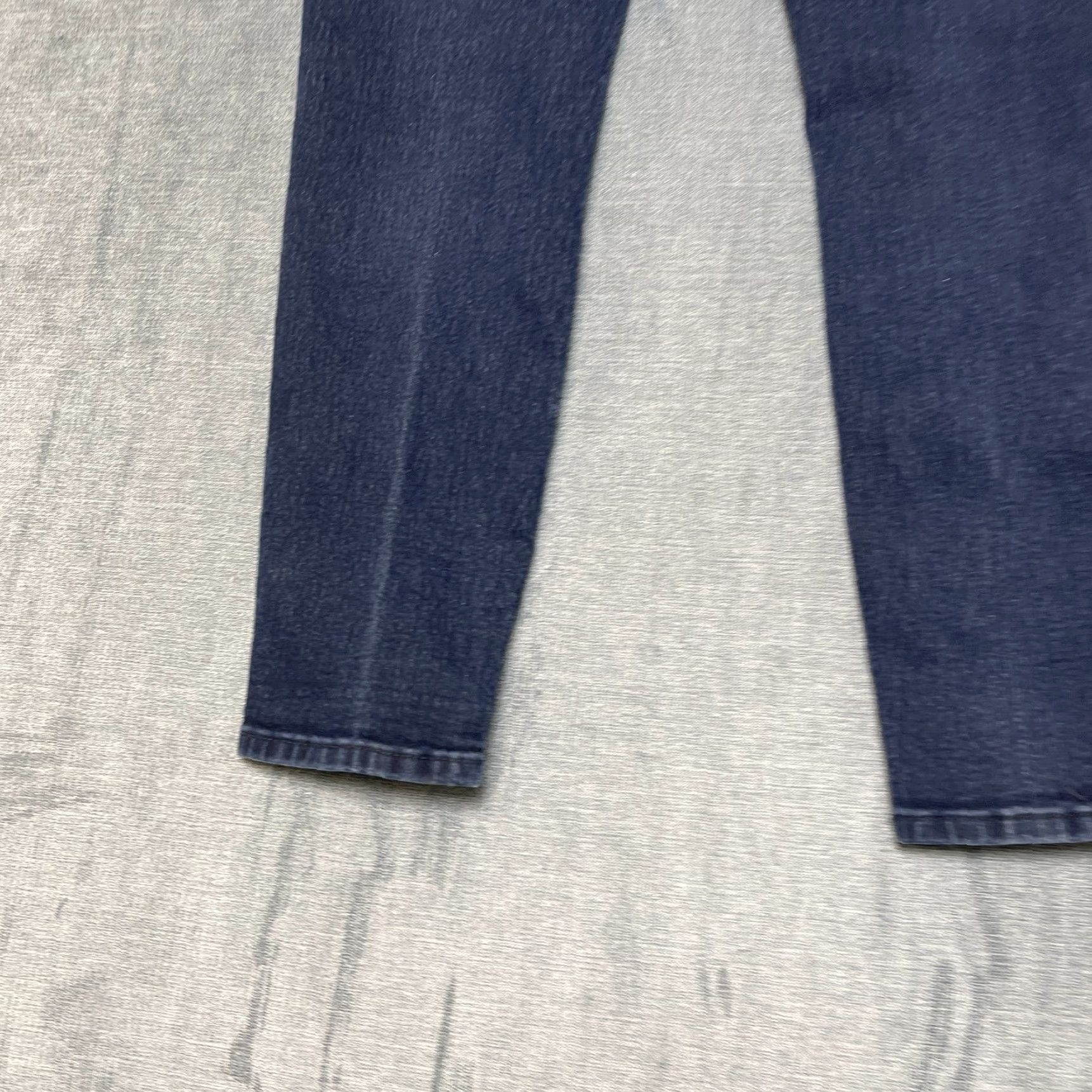 Levi's Levi's Gold Jeans Womens 30x28 Blue Denim Totally Shaping Pull On Skinny Leg Size 30" / US 8 / IT 44 - 3 Thumbnail