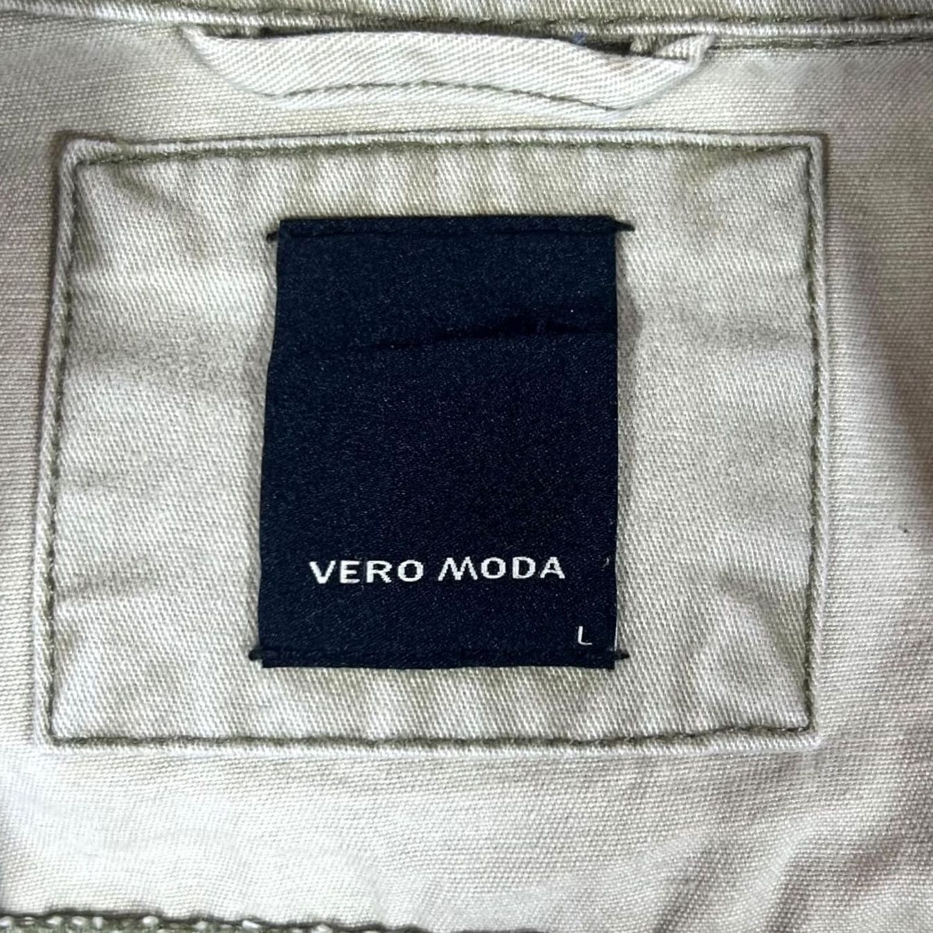 Vintage VINTAGE Vera Moda Jacket Women's Large Beige Faded Cream-Beige Effect Cotton Button Pockets Size L / US 10 / IT 46 - 4 Thumbnail