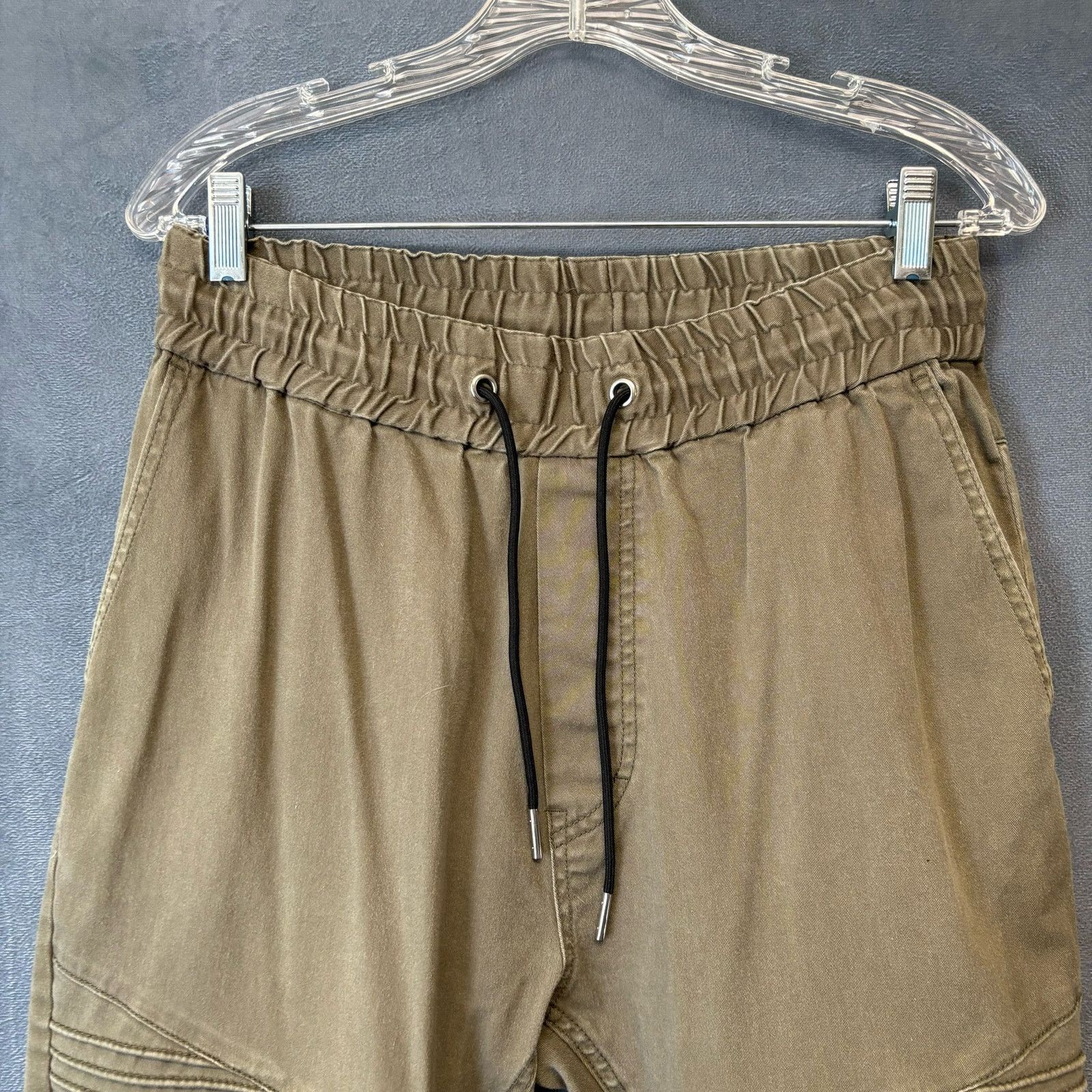 Other Divided Army Green Joggers Men’s Size 32 Drawstring Military Size US 32 / EU 48 - 2 Thumbnail