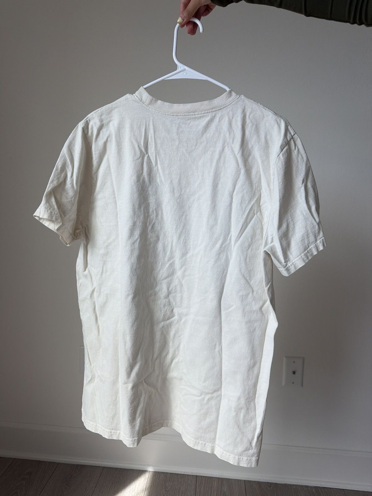 Brandy Melville Brandy Melville cream white chill since vintage tee Size ONE SIZE - 2 Thumbnail