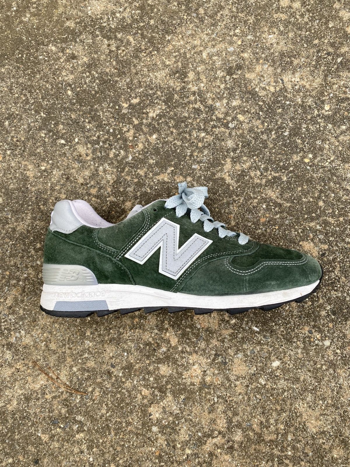 New Balance New Balance 1400 “Mountain Green” Size US 7 / EU 40 - 1 Thumbnail