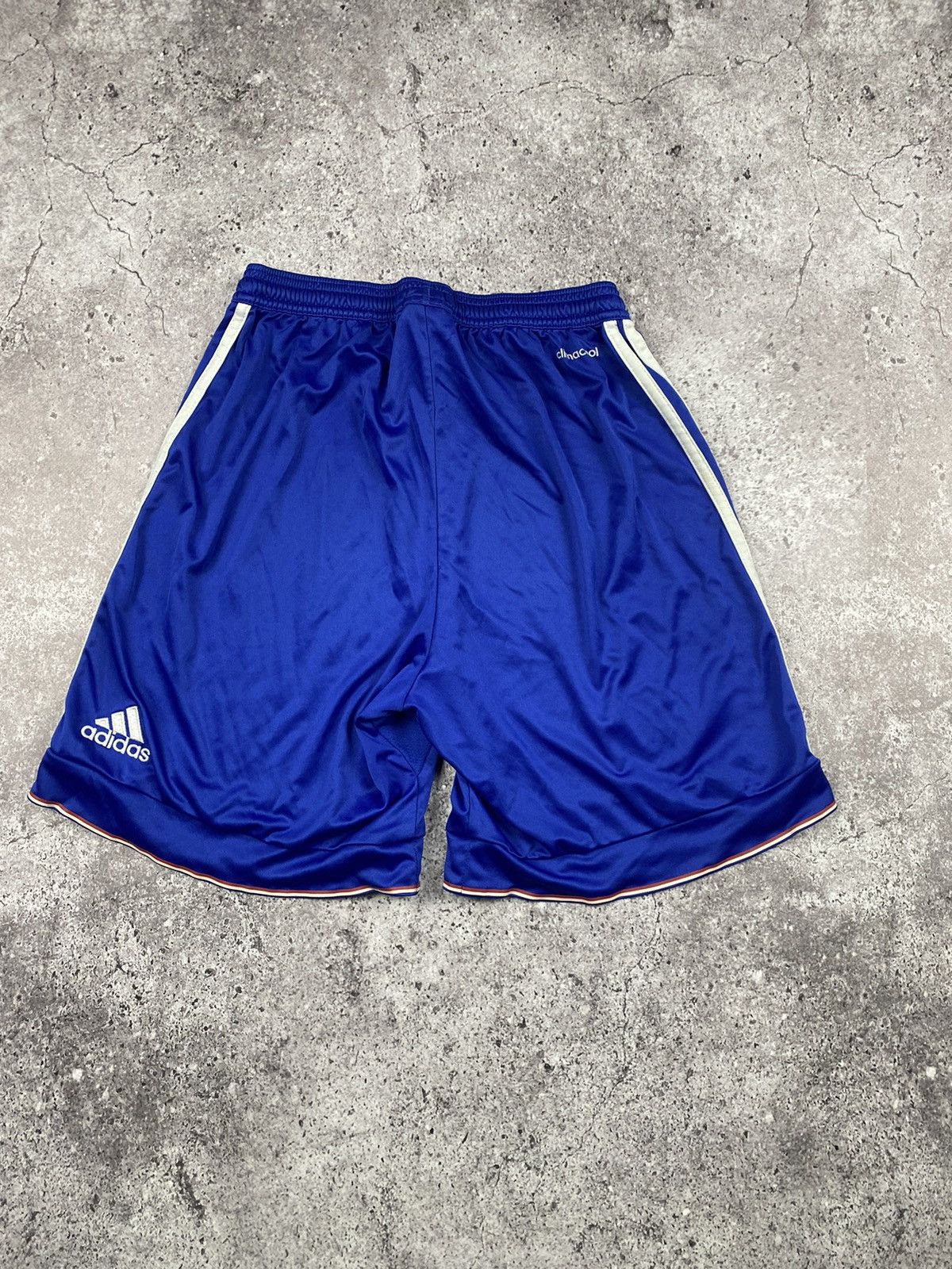 Adidas Adidas Chelsea Vintage Soccer Jersey Y2K Shorts Size US 30 / EU 46 - 1 Thumbnail