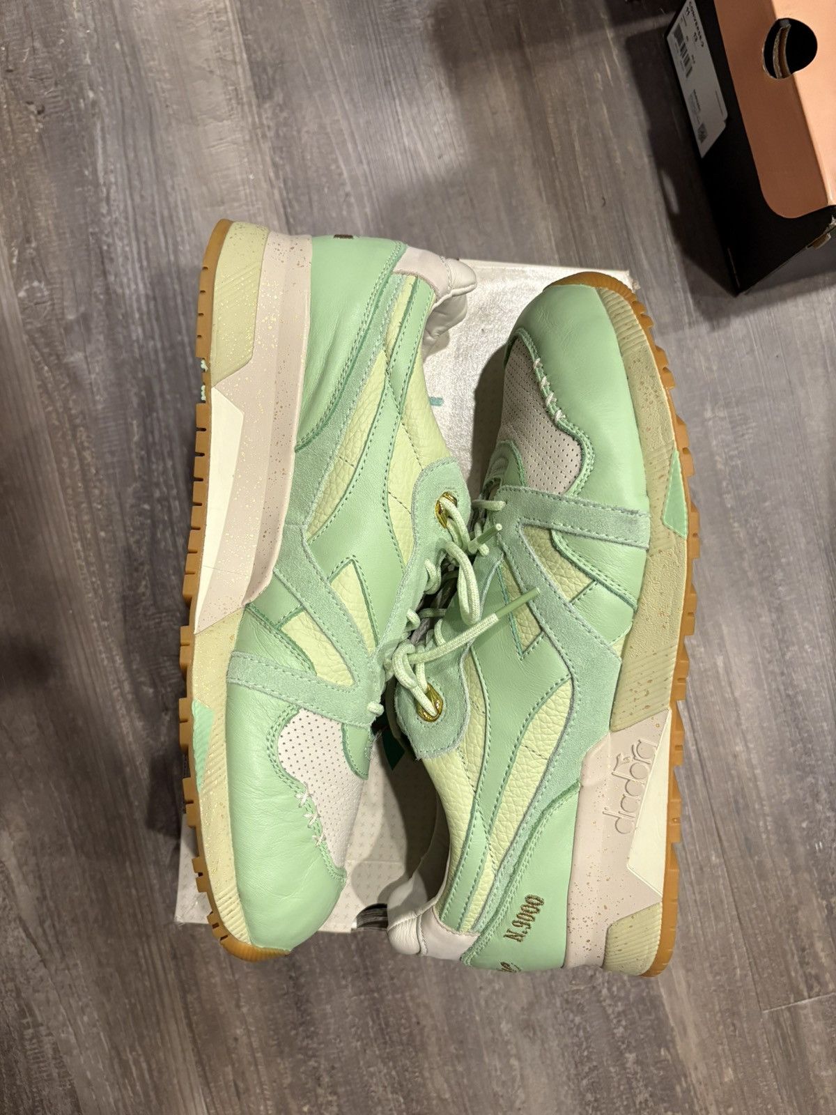 Diadora Diadora N900 Gelato “Pistachio” size 11.5 used Size US 11.5 / EU 44-45 - 1 Thumbnail