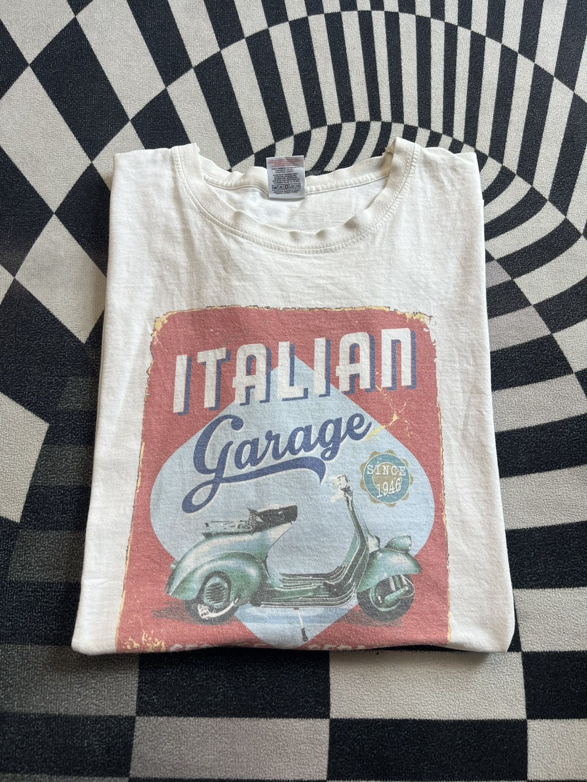 Vintage Vtg ITALIAN Garage Vespa 1946’s S&R Positsno 00’s Tshirt Size US XXL / EU 58 / 5 - 1 Thumbnail
