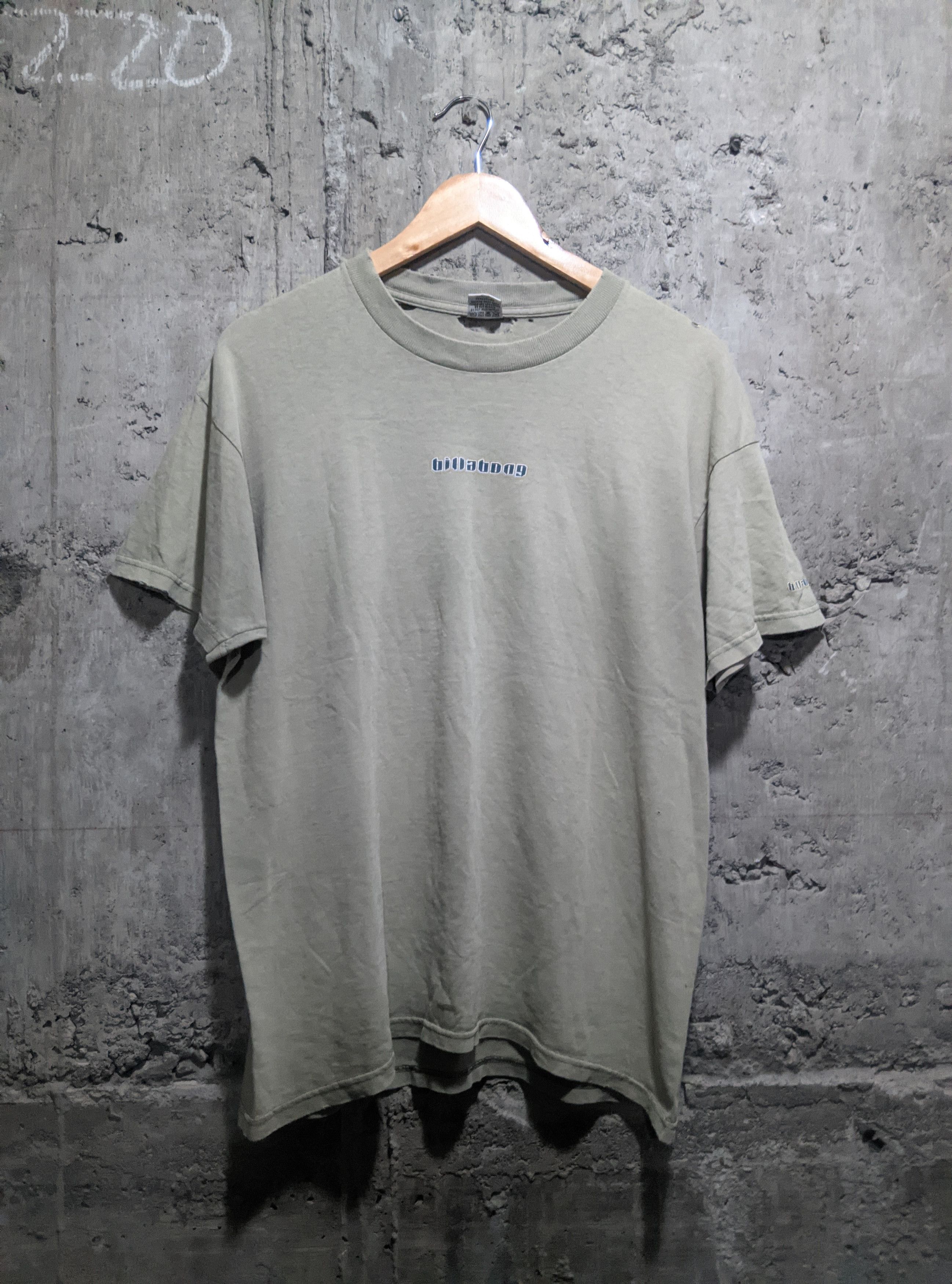 Vintage Vintage 90s very thrashed billabong surf tshirt Size US L / EU 52-54 / 3 - 2 Thumbnail