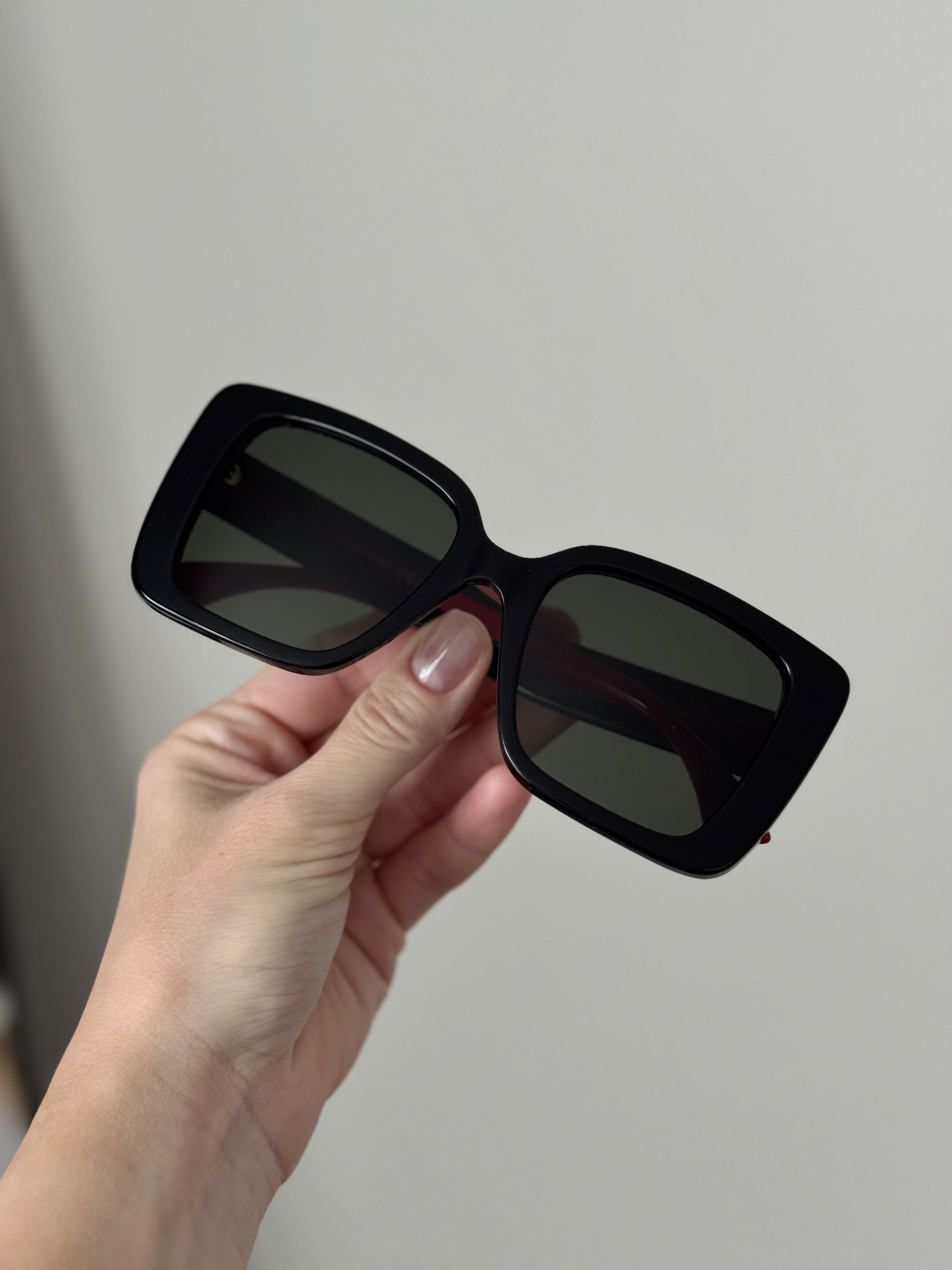 Gucci Women Sunglasses Square GG1861S 001 NEW AUTHENTIC display picture 3