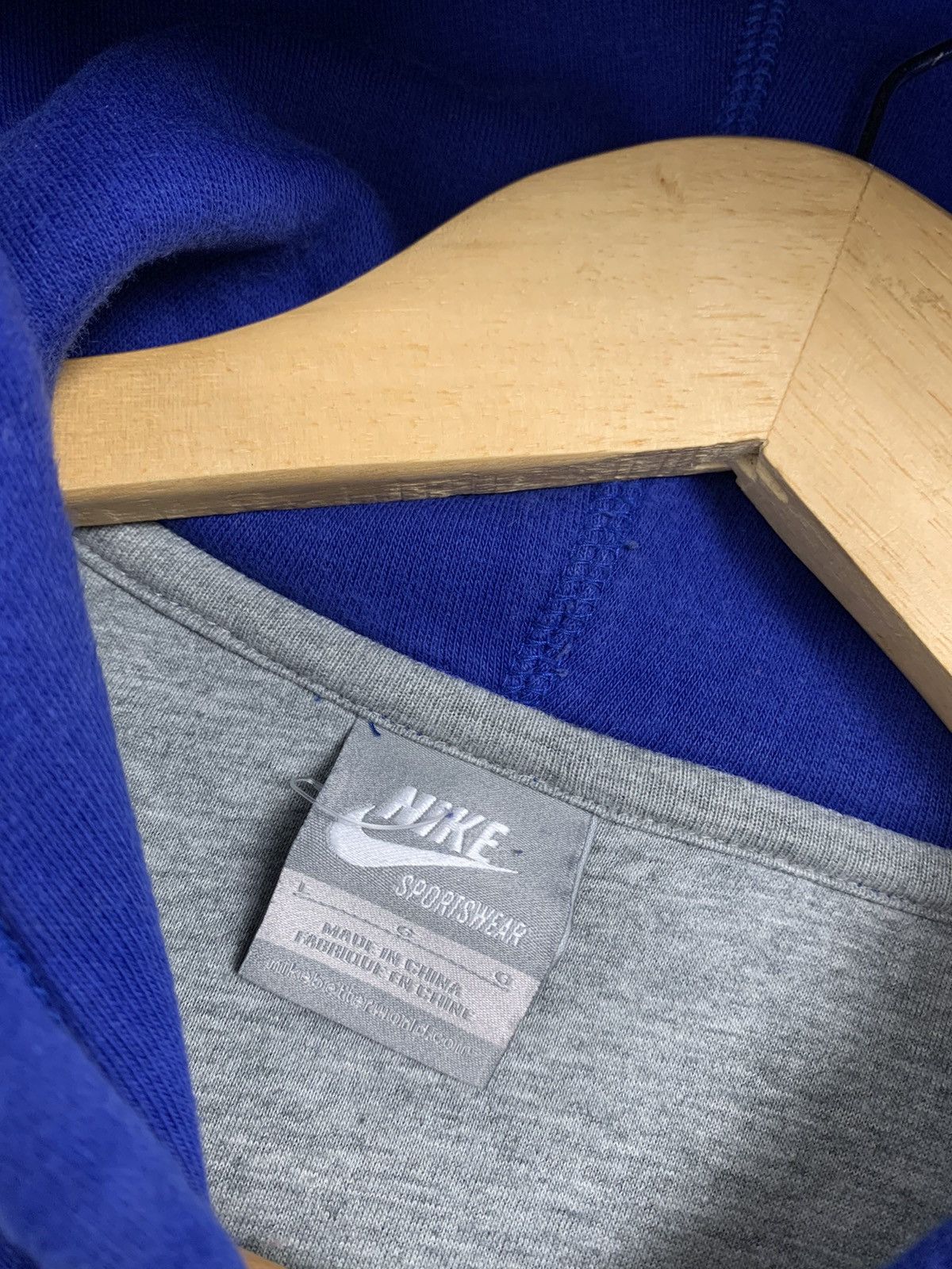 Nike × Vintage Vintage Nike 90’s Big logo Hoodie Size US L / EU 52-54 / 3 - 11 Thumbnail