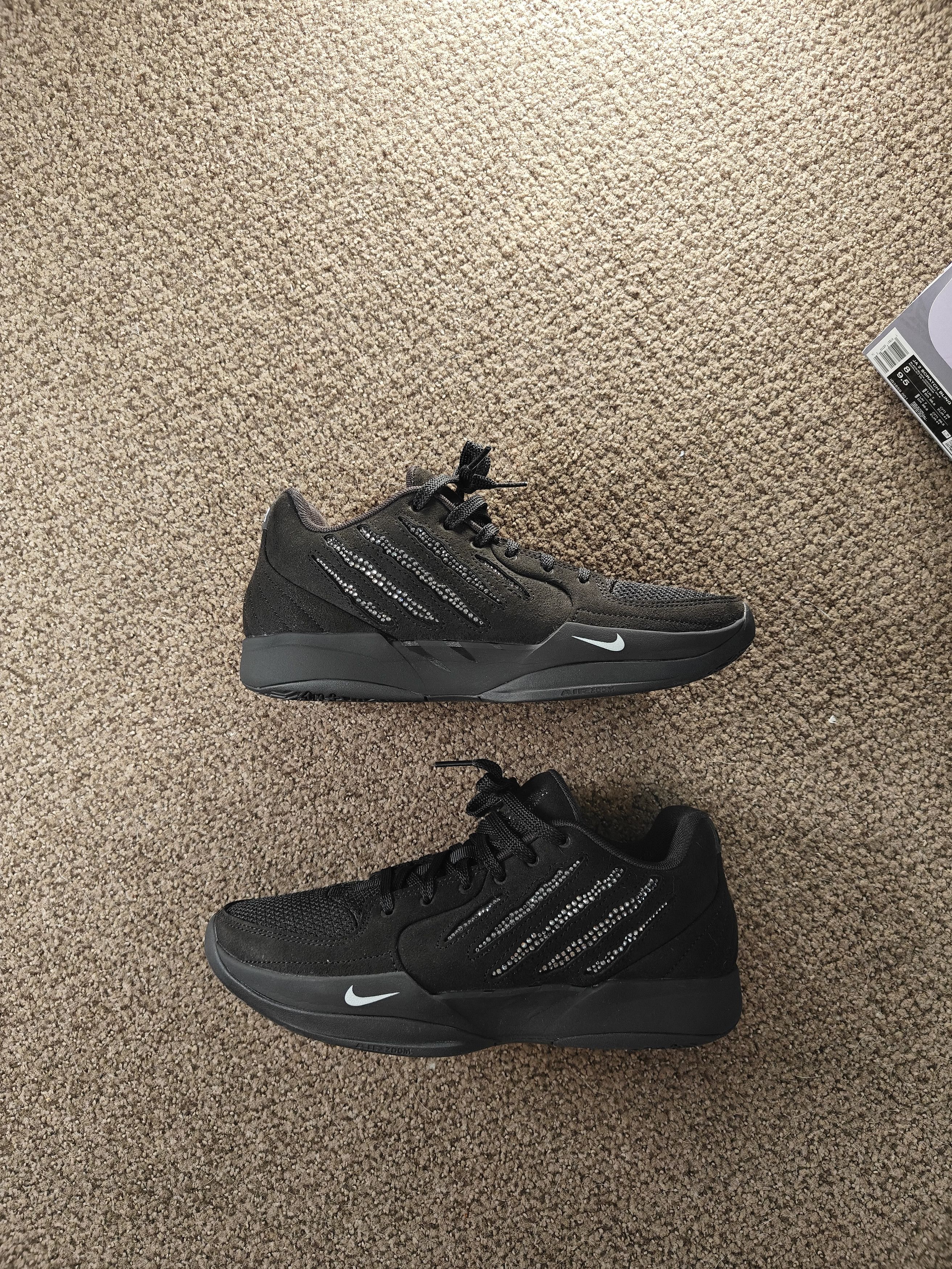 Nike Nike x swarovski ja 2 scratch black label 8m - worn once! Size US 8 / EU 41 - 2 Thumbnail