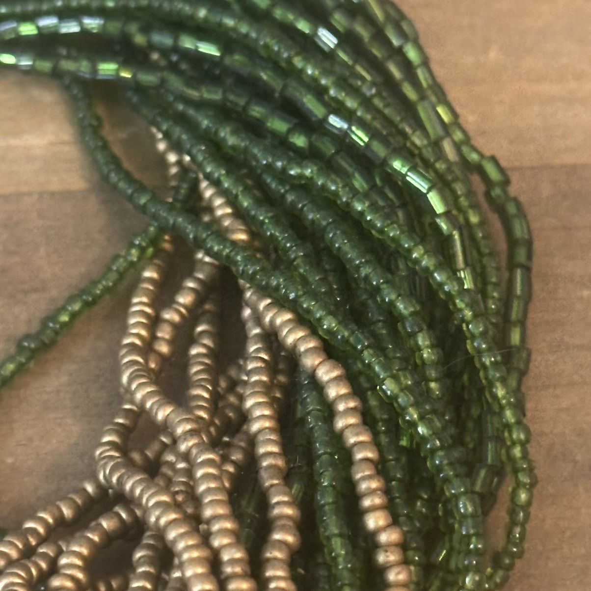 Other Chunky green & gold multi strand twisted seed bead necklace Size ONE SIZE - 3 Thumbnail