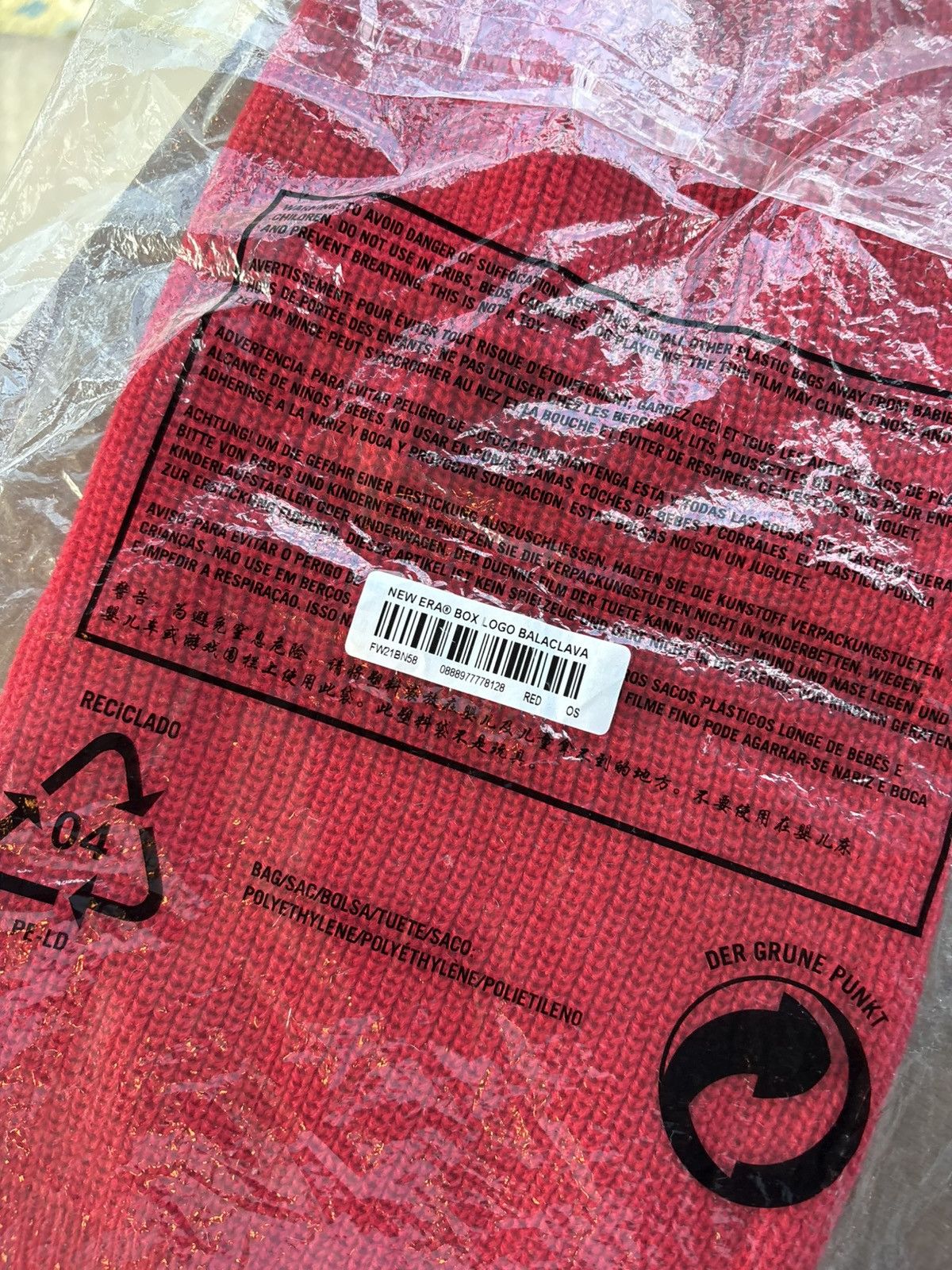Supreme Supreme New Era Box Logo Balaclava FW21 Red Size ONE SIZE - 3 Thumbnail