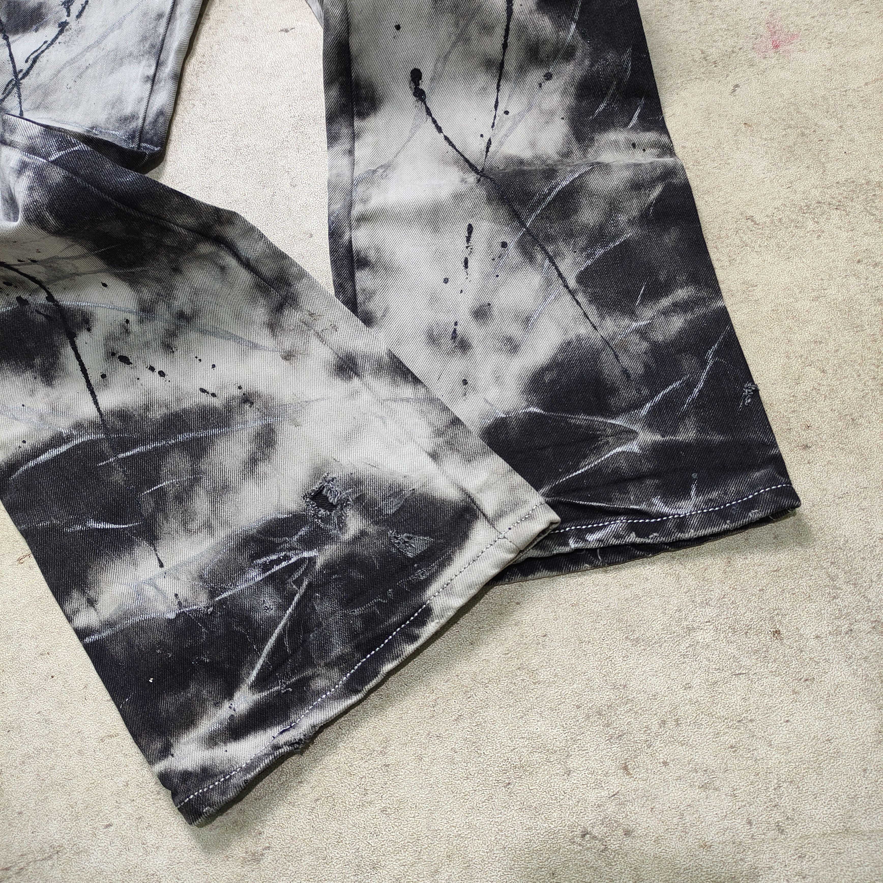 Le Grande Bleu (L.G.B.) Xfrm Flare Jeans Patch Cross - 2000s Archive Vkei LGB Size US 29 - 6 Thumbnail