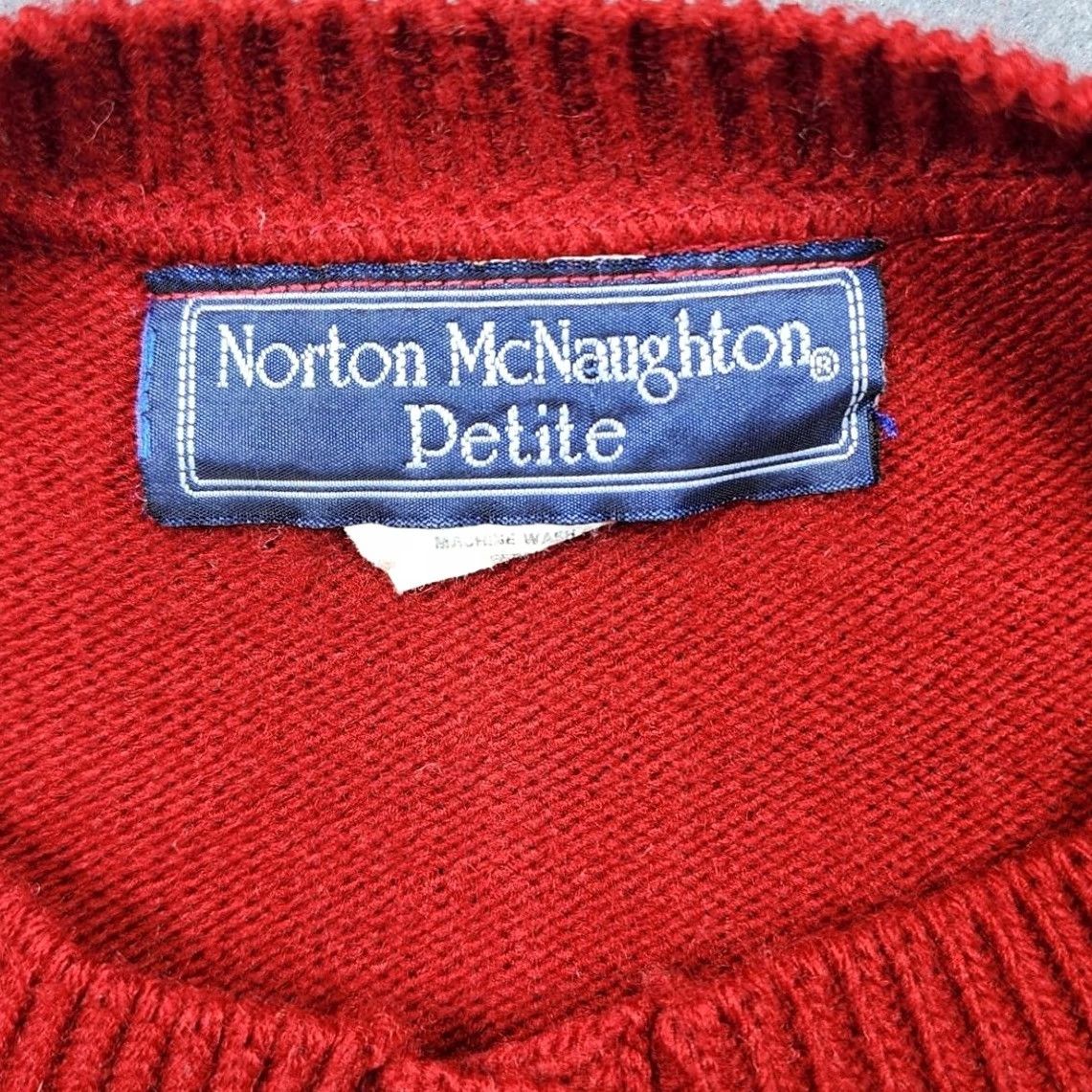 Vintage VINTAGE Norton McNaughton Cardigan Sweater Floral Red Medium Womens Shoulder Pads Classic Size M / US 6-8 / IT 42-44 - 3 Thumbnail