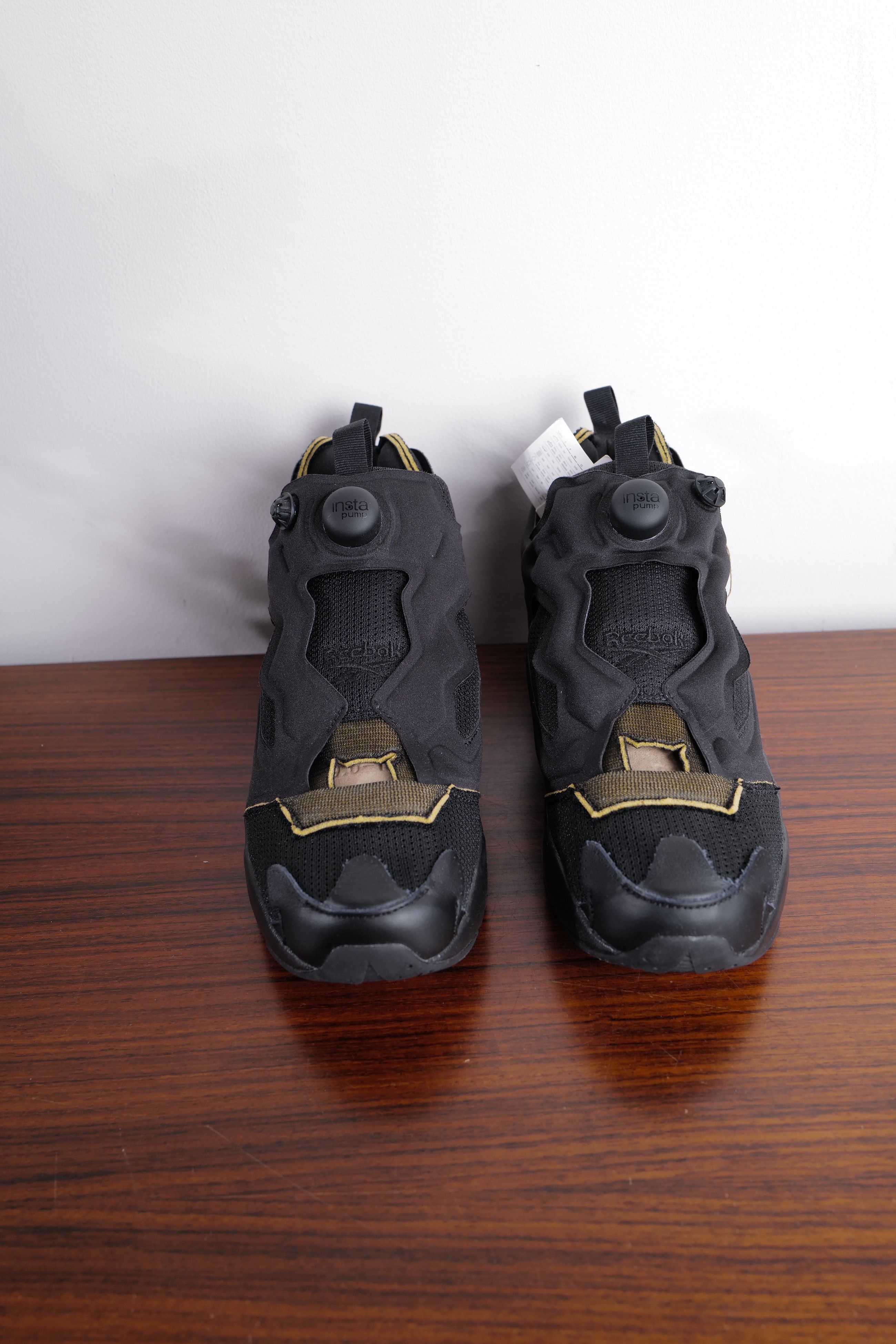 Maison Margiela × Reebok INSTA PUMP Size US 9.5 / EU 42-43 - 10 Thumbnail