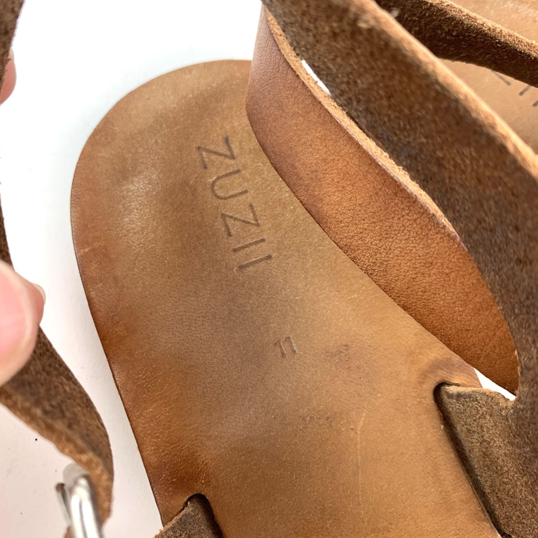 Vintage ZUZII Sandal Women's Brown Leather Ankle Strap Flat Size 7 Buckle Rubber Insole Upper Leather Casual Spring Summer 7 Womens Size US 7 / IT 37 - 5 Thumbnail
