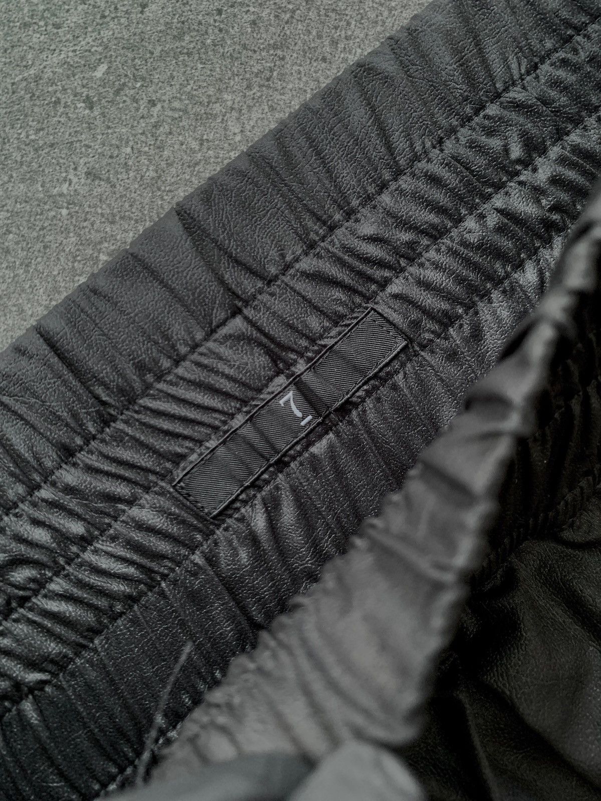 Julius FREE TAX! S/S 2013 Vandalism Polyester Long Shorts Size US 29 - 6 Thumbnail