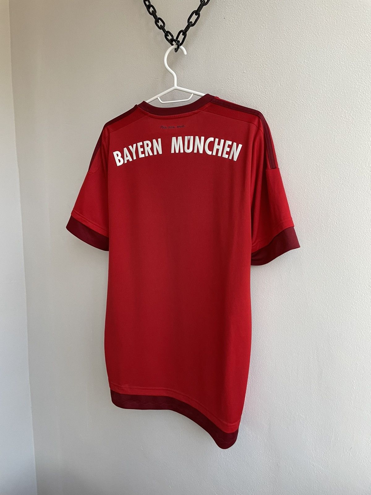 Adidas Bayren Munich 2015 2016 Home Shirt Football Soccer Jersey Size US M / EU 48-50 / 2 - 16 Thumbnail