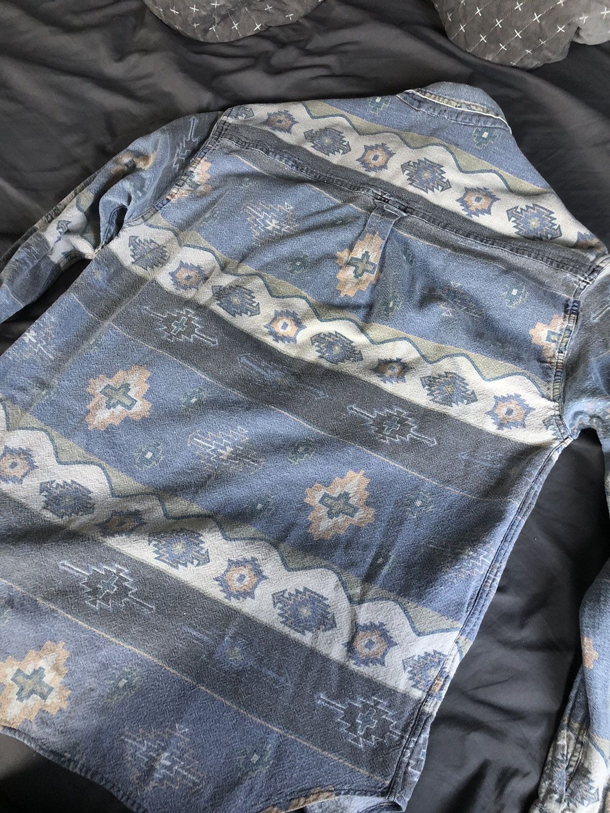 Vintage VINTAGE NORTHWOODS AZTEC SOFT WASH BUTTON UP Size US M / EU 48-50 / 2 - 7 Thumbnail