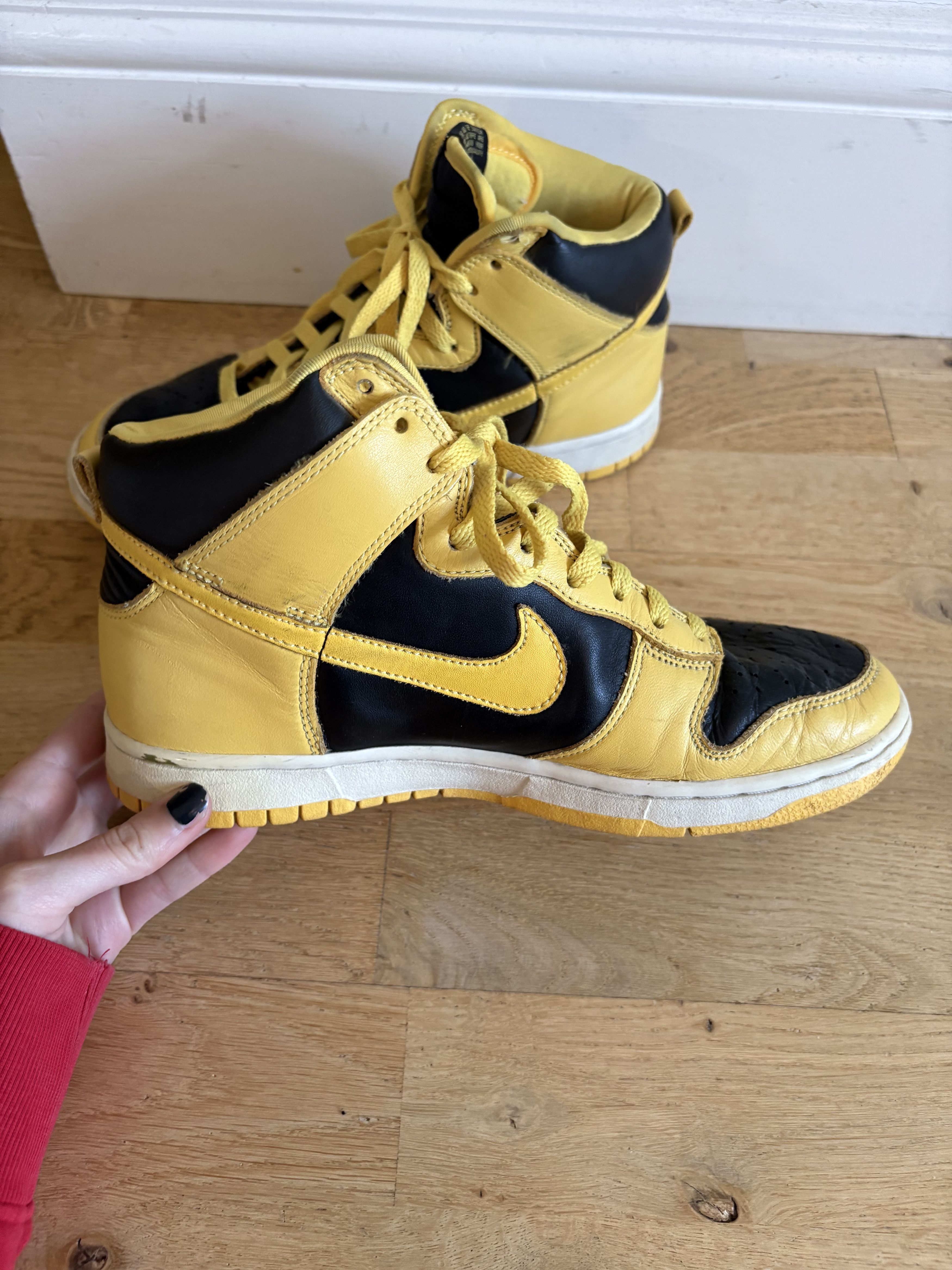 Nike Nike Dunk High "Goldenrod"/"Iowa" Retro Size US 8 / EU 41 - 4 Thumbnail
