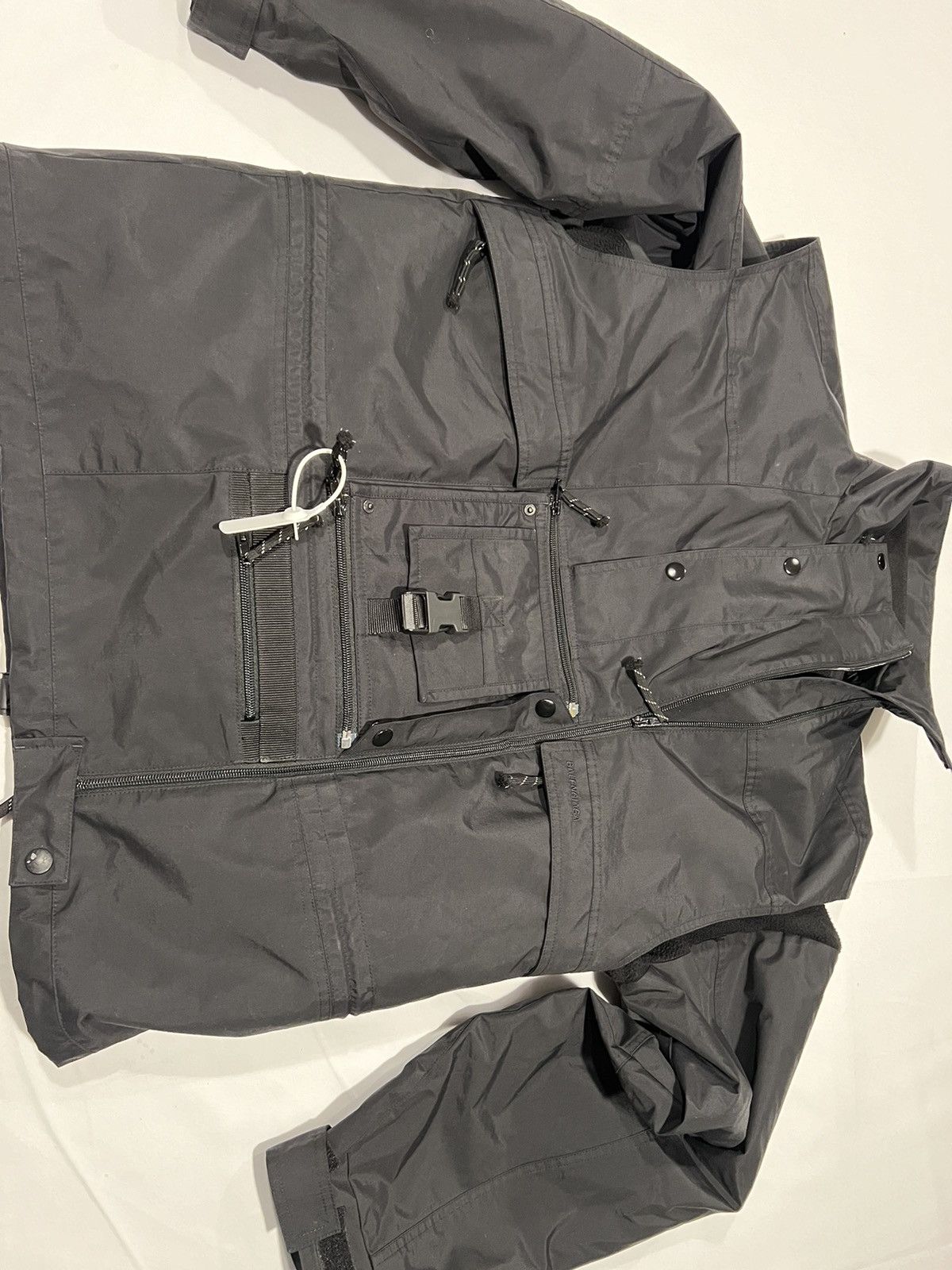 Balenciaga Balenciaga 2 in 1 parka. 44/S. $3000 Size US S / EU 44-46 / 1 - 1 Thumbnail