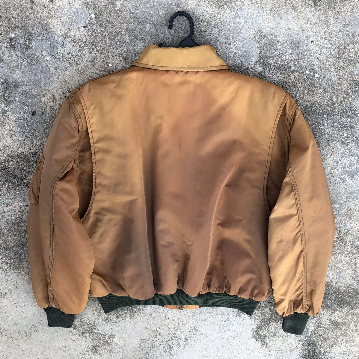 Vintage Vintage Flyer’s Man Intermediate CWU 45P Faded Bomber Jacket Size US L / EU 52-54 / 3 - 5 Thumbnail