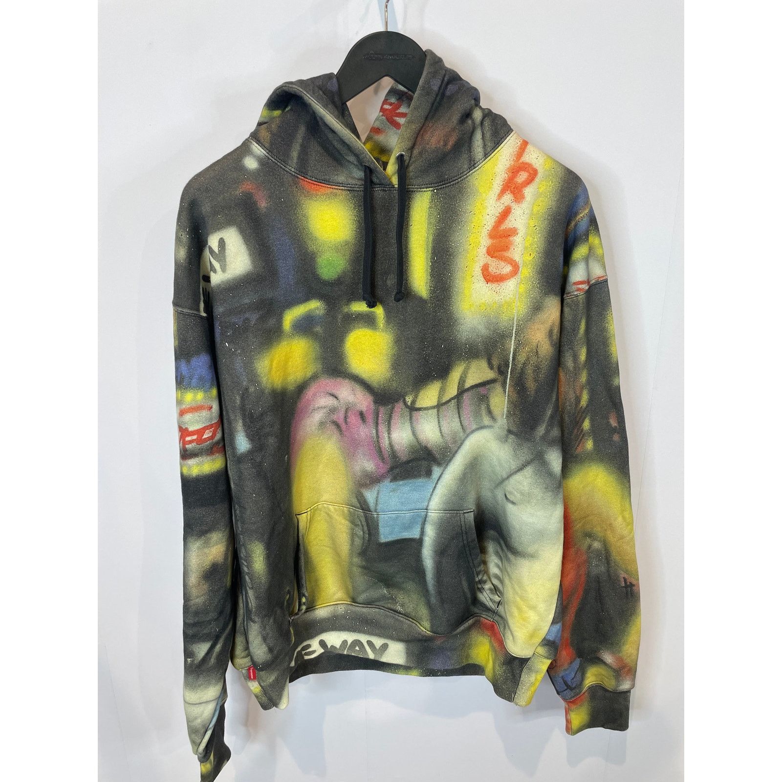 Supreme Supreme One Way Hoodie Used XL Size US XL / EU 56 / 4 - 3 Thumbnail