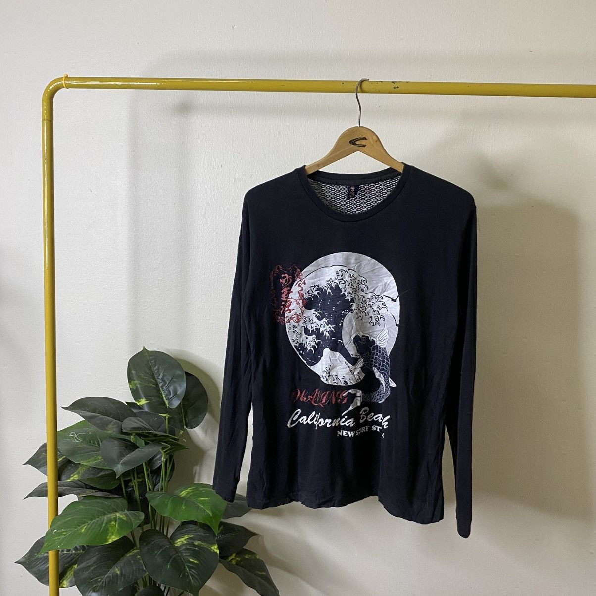 Vintage Y2K Surf Koi Fish Ed Hardy Karakuri Tamashii Style LS Size US M / EU 48-50 / 2 - 1 Thumbnail