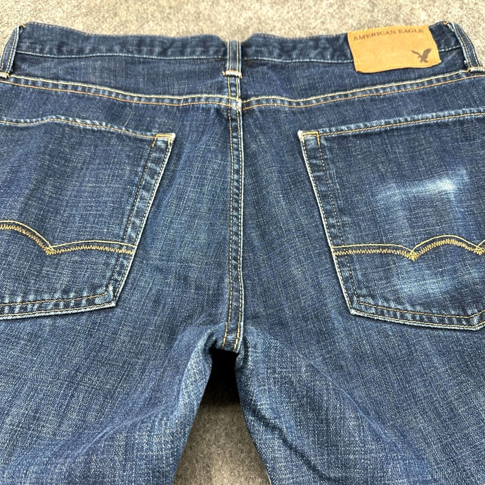 American Eagle Outfitters American Eagle Jeans Mens 34x30 Blue Relaxed Straight Dark Wash Denim Distressed Size US 34 / EU 50 - 2 Thumbnail