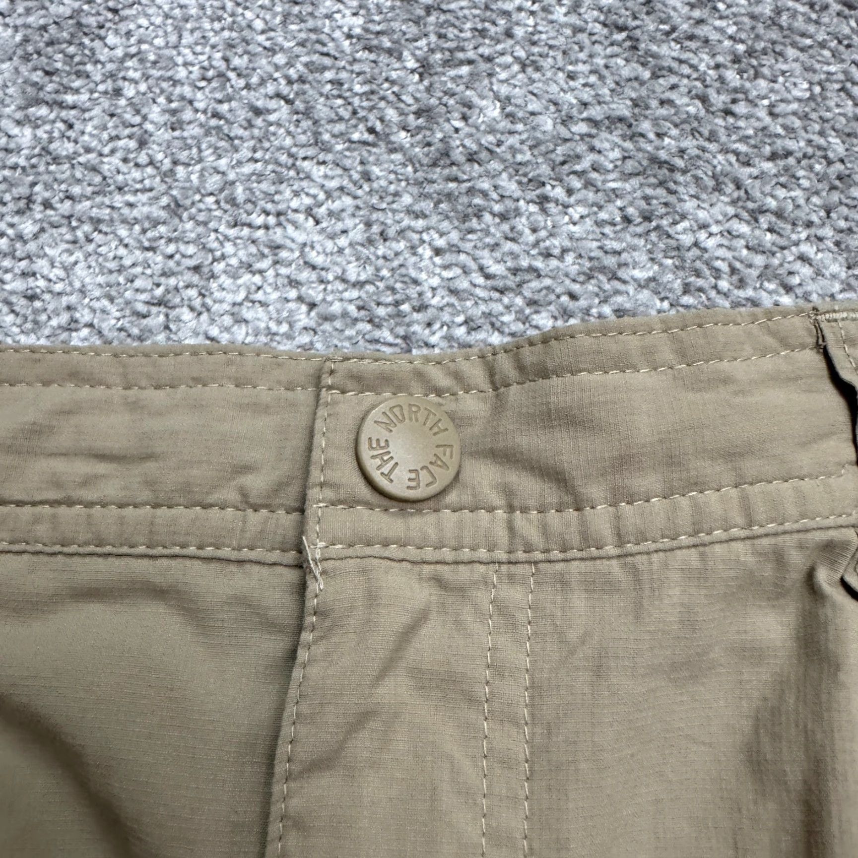 The North Face The North Face Pants Mens 36 Cargo Regular Straight Leg Brown Nylon Outdoor Hiking Vintage No Size US 36 / EU 52 - 3 Thumbnail