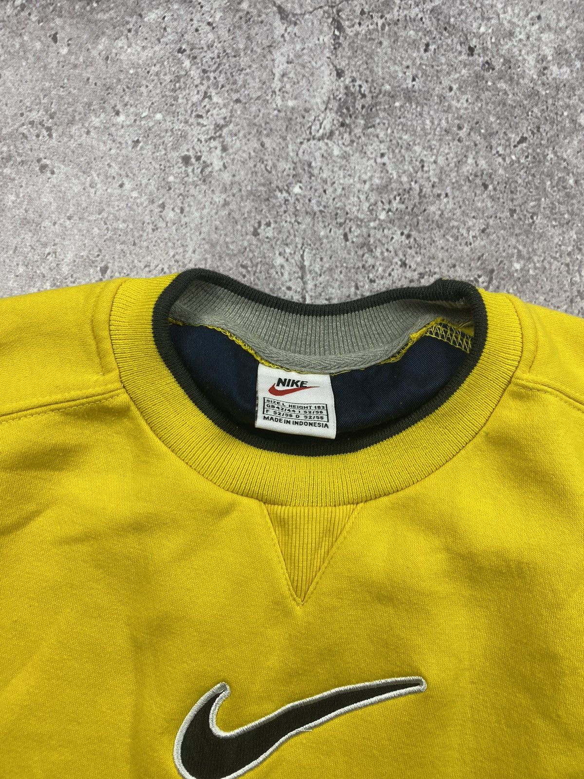 Nike × Vintage Vintage Nike Y2K centre swoosh oversized sweatshirt 00‘s Size US L / EU 52-54 / 3 - 3 Thumbnail
