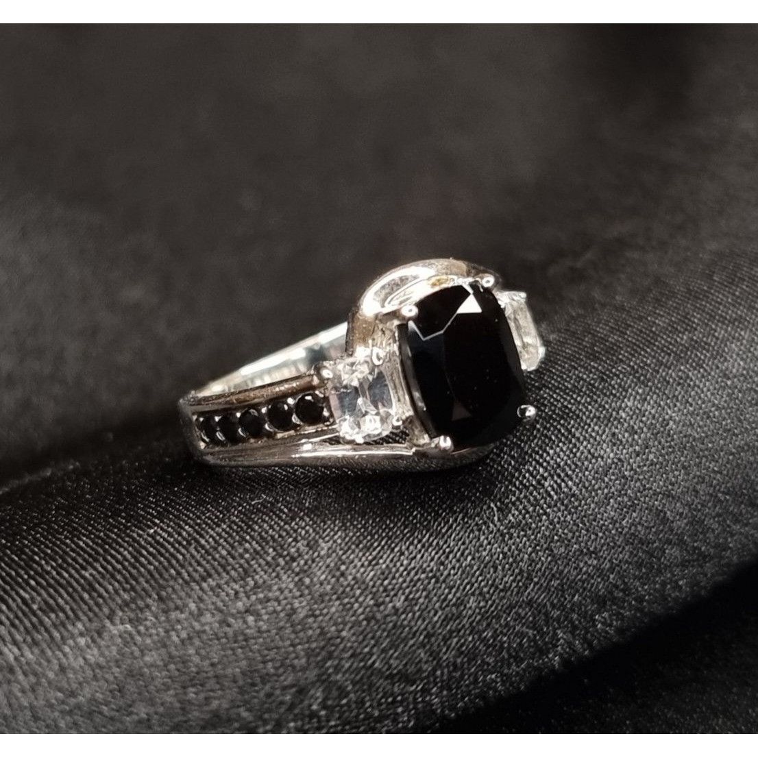 Vintage BGE Signed Black Onyx 925 Sterling Silver Ring Size 6 Size ONE SIZE - 1 Thumbnail