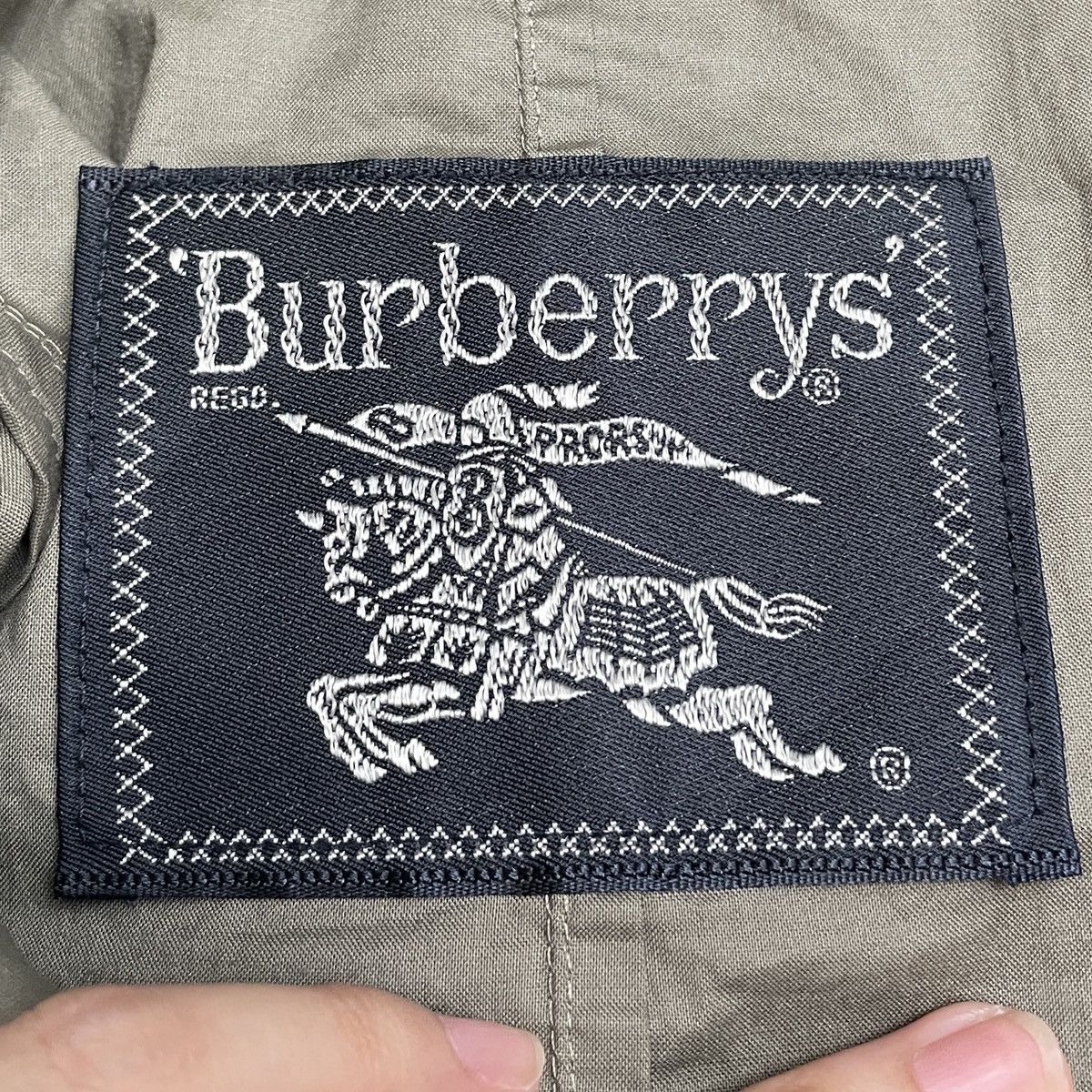Burberry × Vintage Vintage Brand Burberrys Checkered Trench Coat 1990s Size US L / EU 52-54 / 3 - 9 Thumbnail
