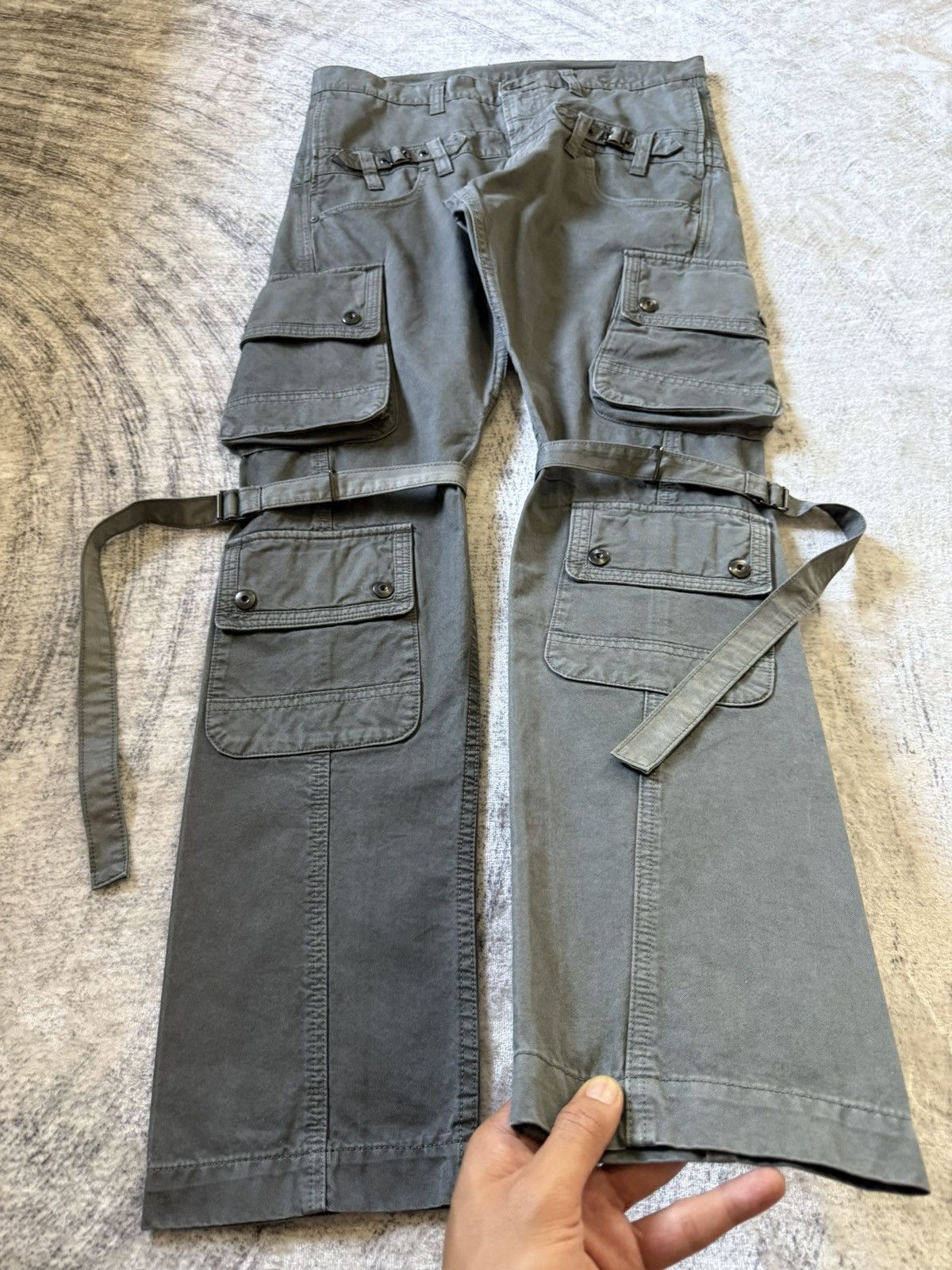 Japanese Brand Tette Homme Plag Bondage Deconstructed Cut & Sew Cargo Pants Size US 32 / EU 48 - 1 Thumbnail