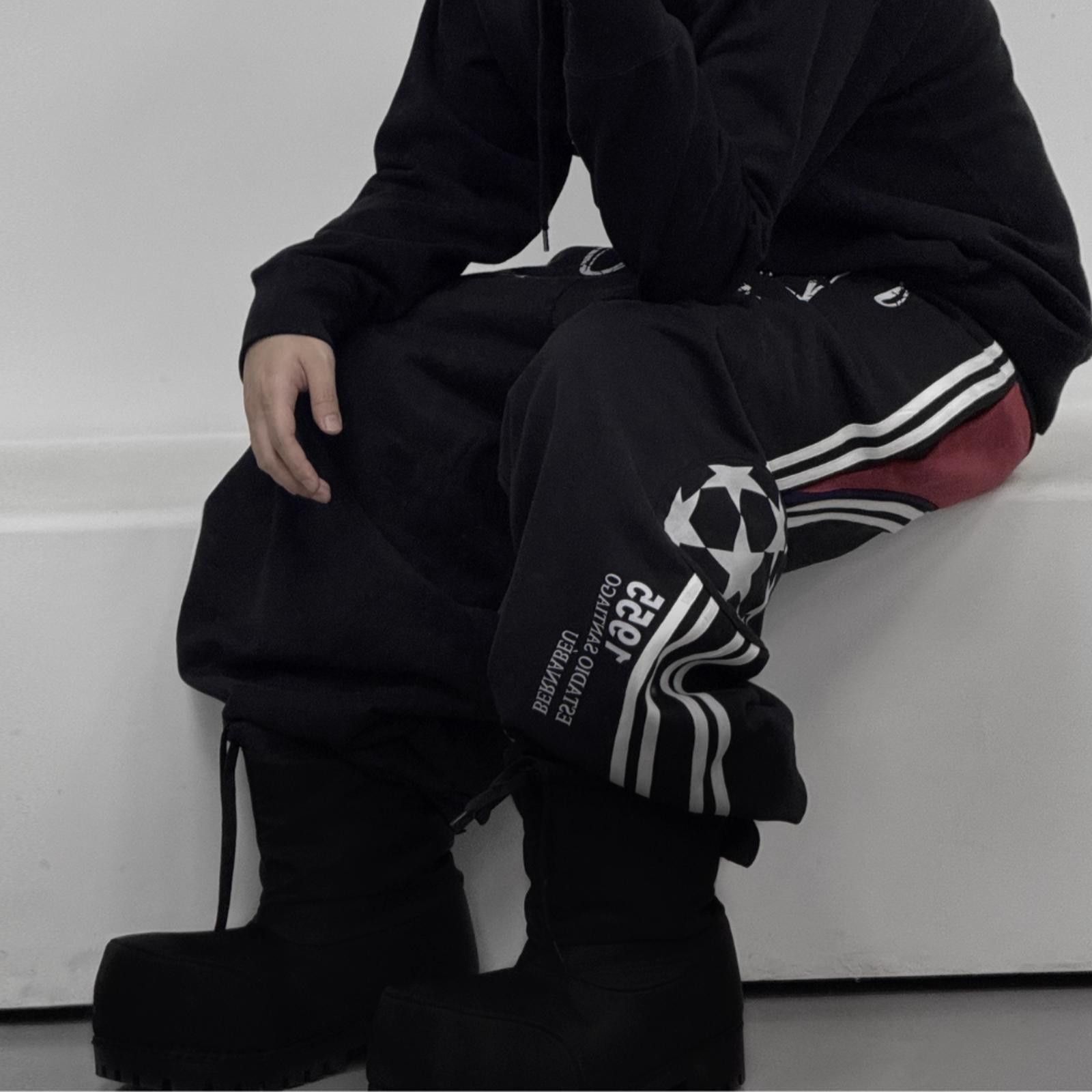 Japanese Brand Loose Baggy Track Football / Soccer Wide Leg Sweatpants Size US 30 / EU 46 - 2 Thumbnail