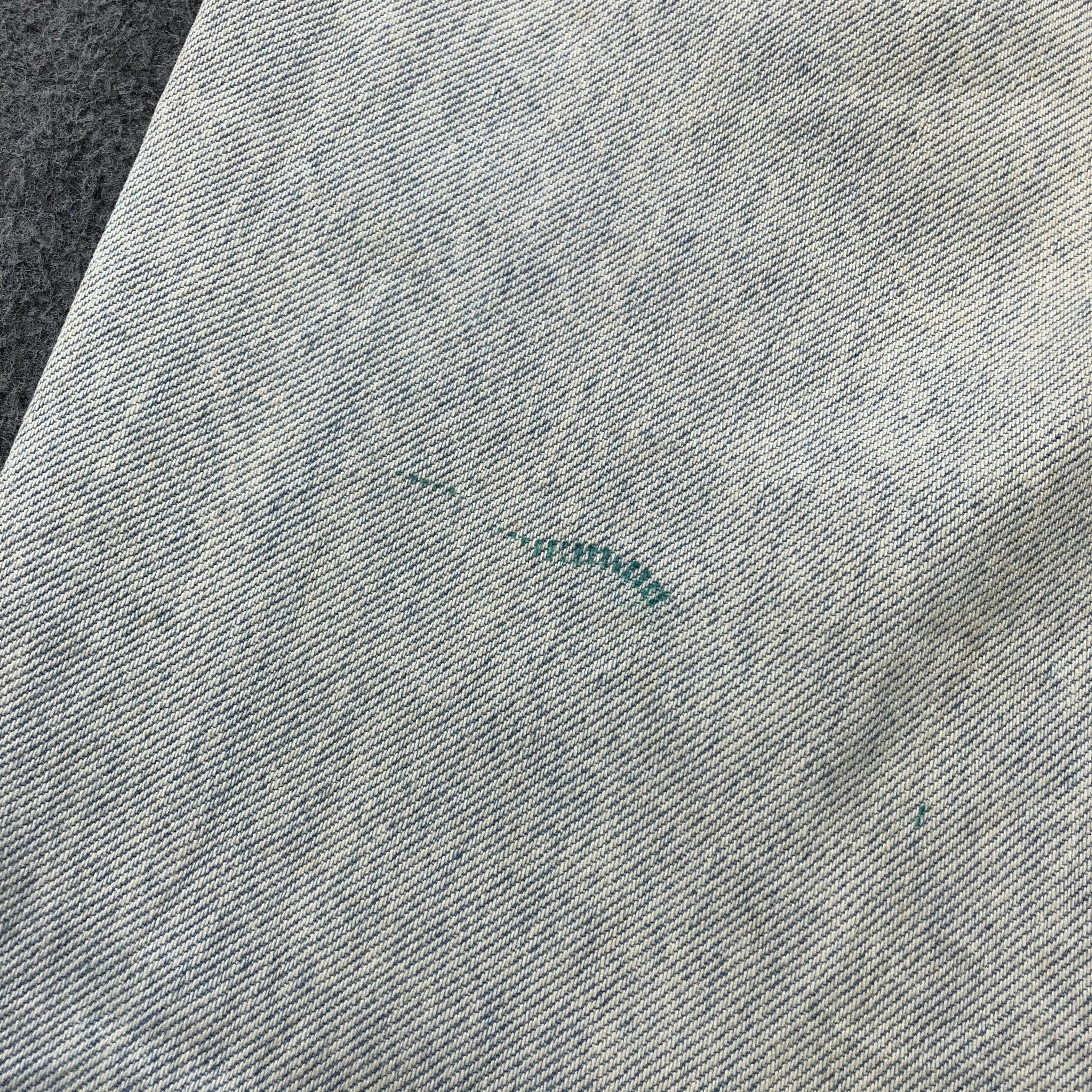 Levi's Vintage 90s Light Wash Levis 551 Jeans-J1581 Size US 33 - 8 Thumbnail