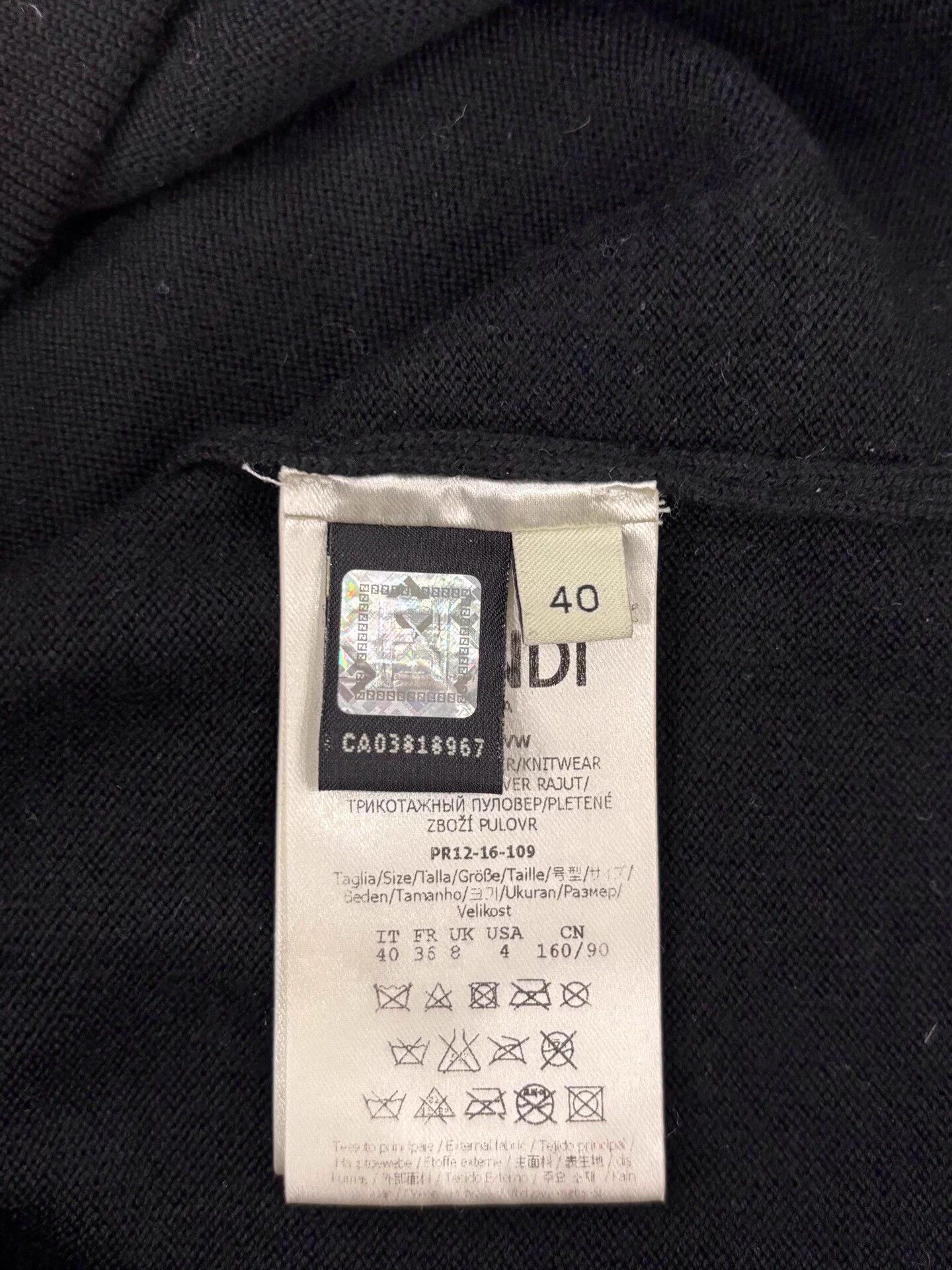 Fendi Fendi Bag Bugs Pompom Logo Wmn's Black Sweatshirt Size M / US 6-8 / IT 42-44 - 6 Thumbnail