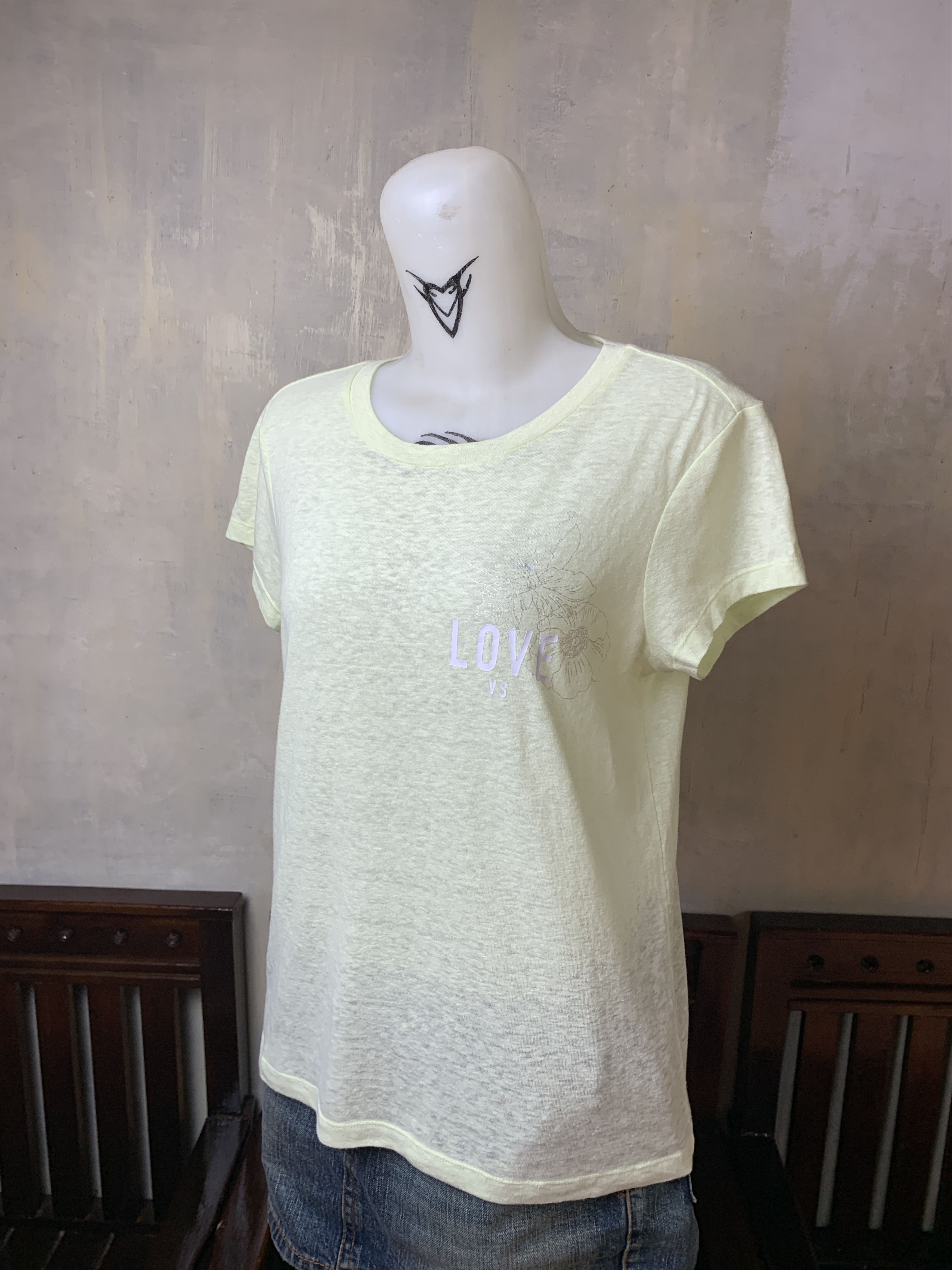 Victoria's Secret Victoria's Secret Soft Green Flower Tee (Fit M) Size M / US 6-8 / IT 42-44 - 2 Thumbnail