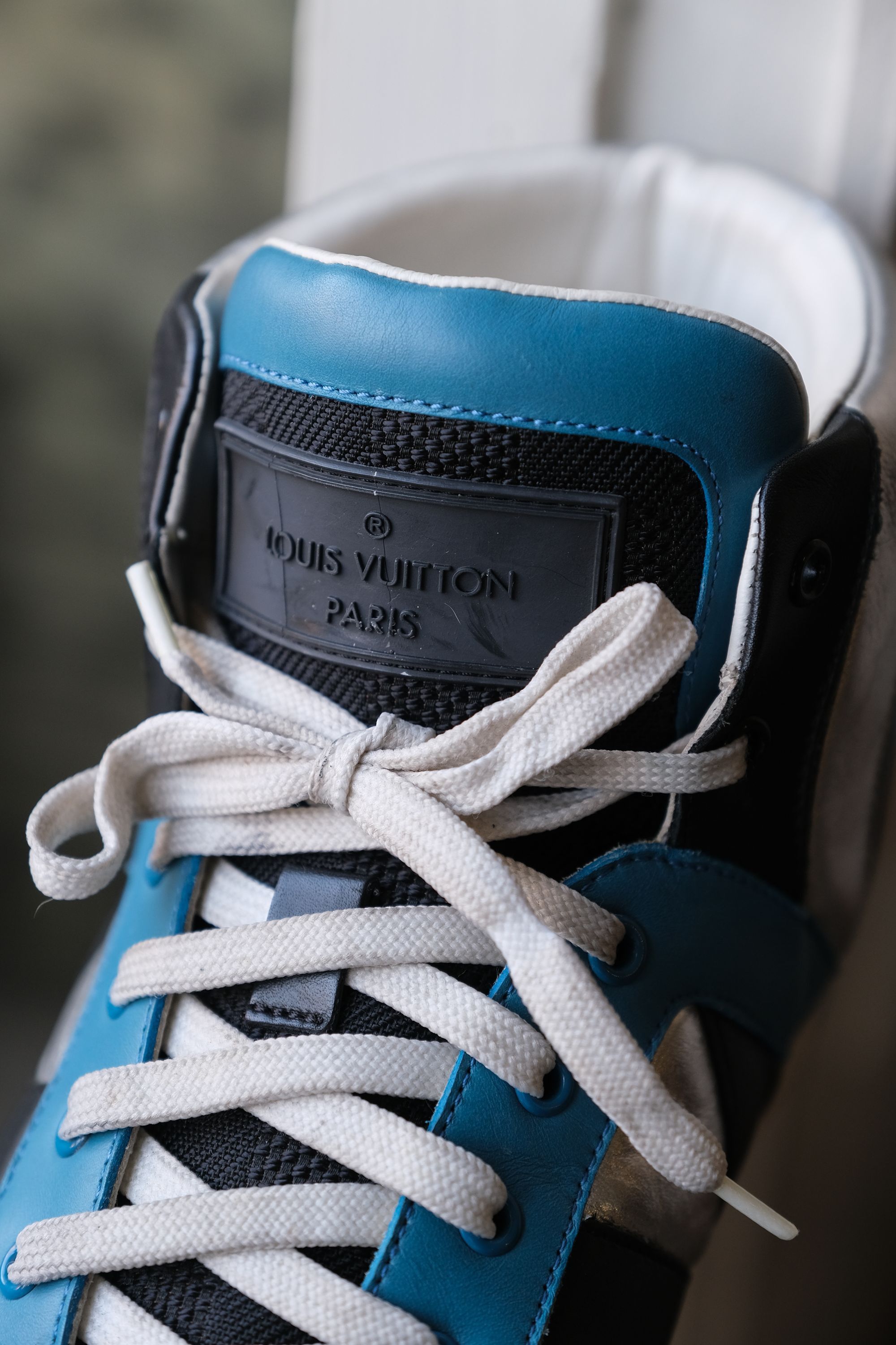 Louis Vuitton LOUIS VUITTON High Top Leather Sneakers Size US 8.5 / EU 41-42 - 3 Thumbnail