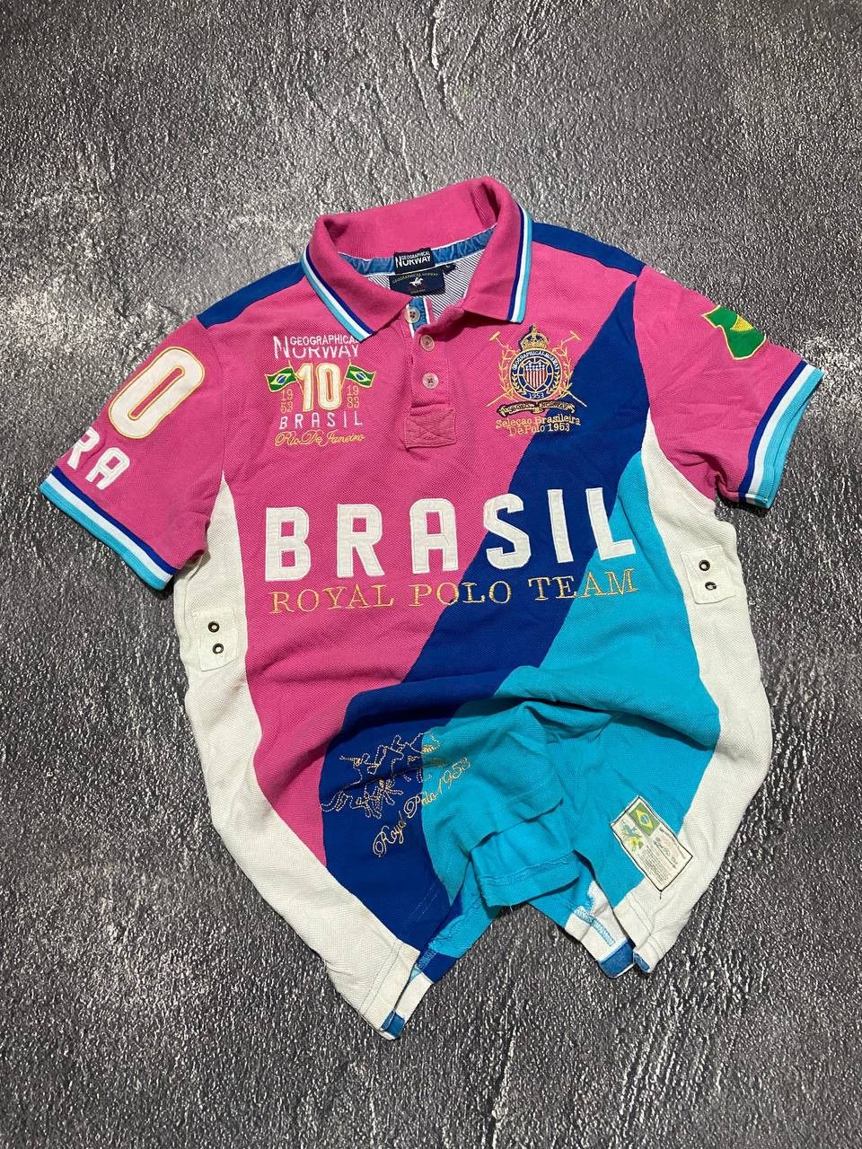 Vintage Geographical Norway Brasil Royal Polo Team