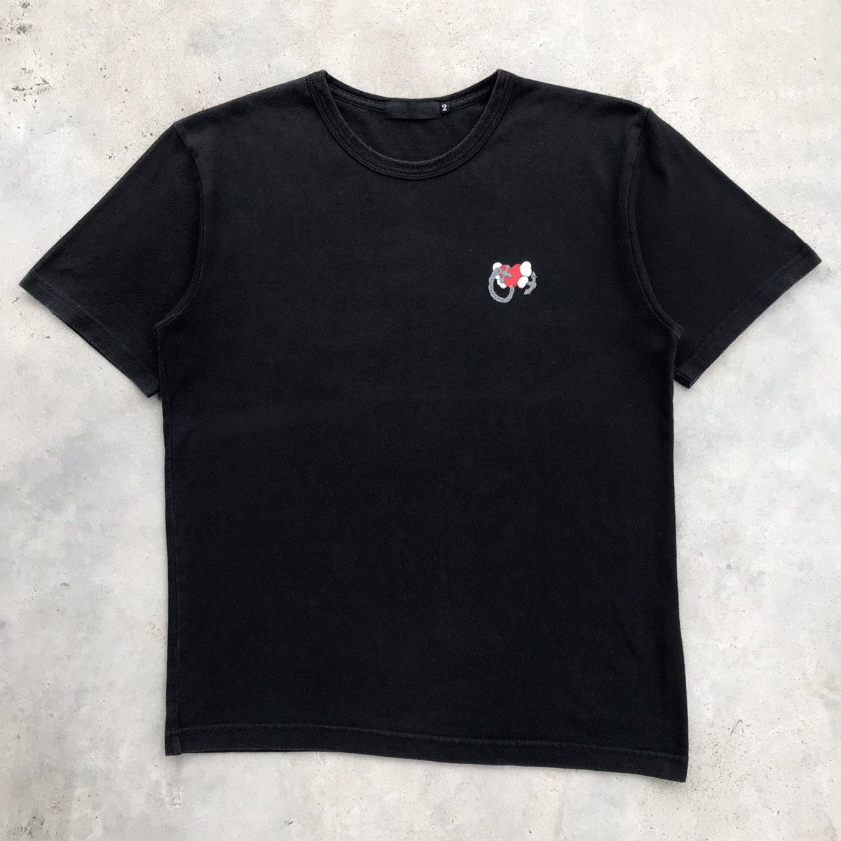 image of 2008 F/w Originalfake Kaws Anchor Heart Cropped T-Shirt in Black, Men's (Size Medium)
