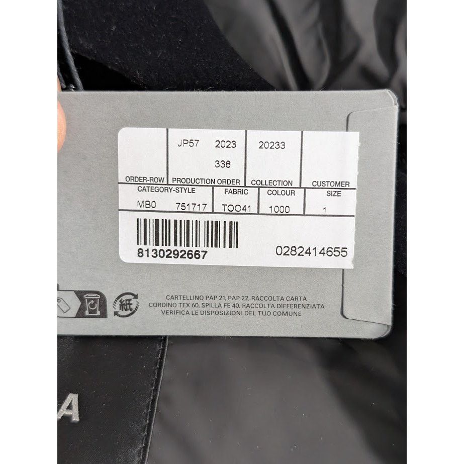 Balenciaga o1rshd1 Wrap Puffer Coated Light Nylon in Black Size US S / EU 44-46 / 1 - 18 Thumbnail