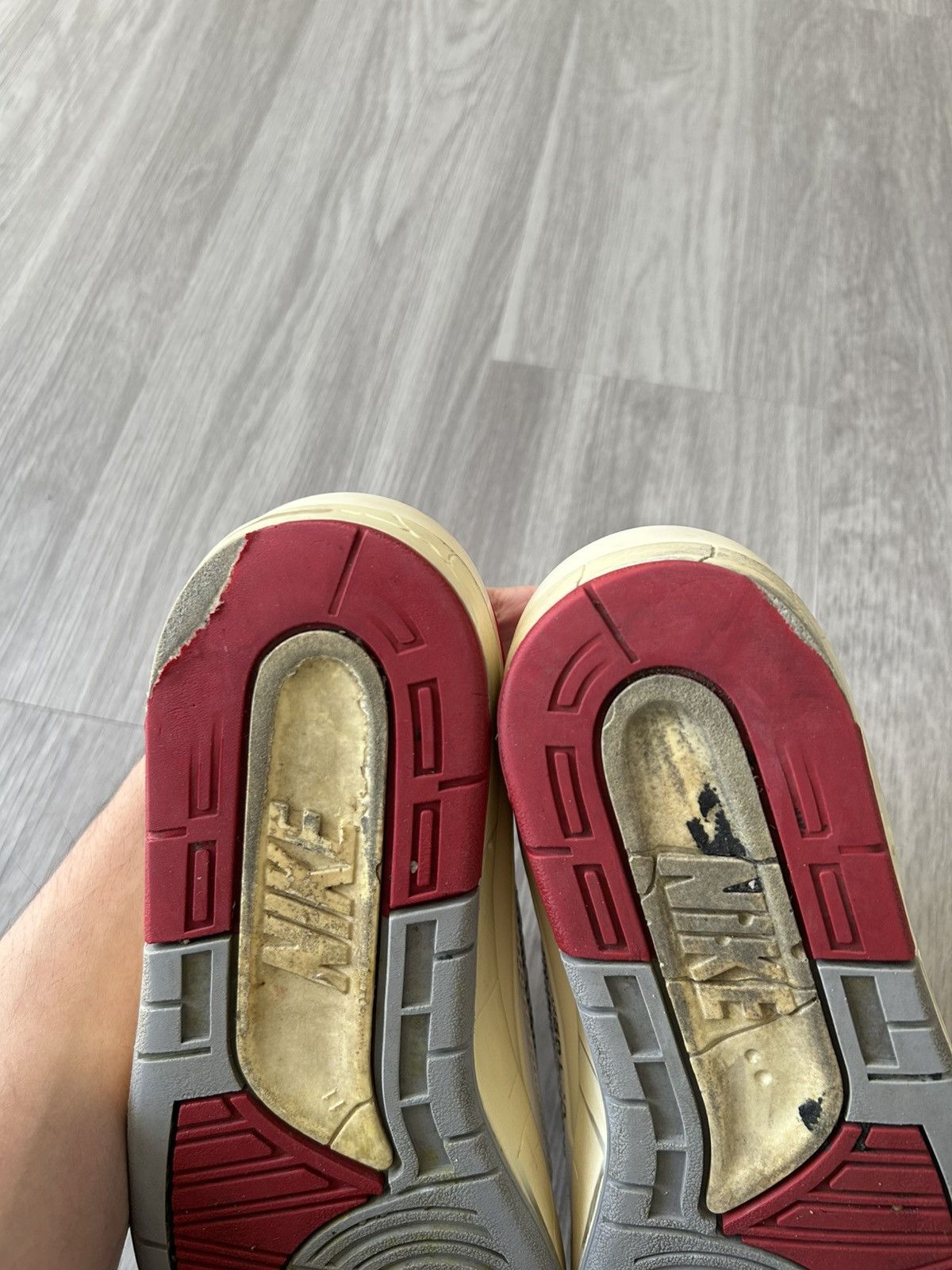 Jordan Brand × Off-White Off-White X Air Jordan Retro 2 Low White Varsity Red Size 11 Size US 11 / EU 44 - 23 Thumbnail