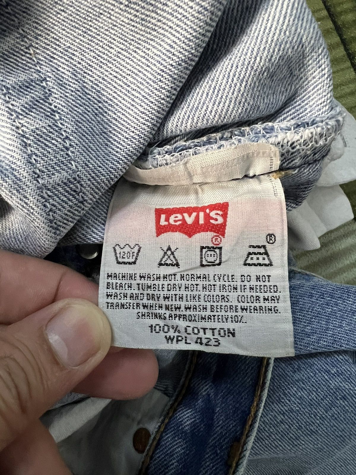 Le Grande Bleu (L.G.B.) × Levi's × Levi's Vintage Clothing VINTAGE LEVIS 501 XX LIGHT WASH JEANS Size US 34 / EU 50 - 17 Thumbnail