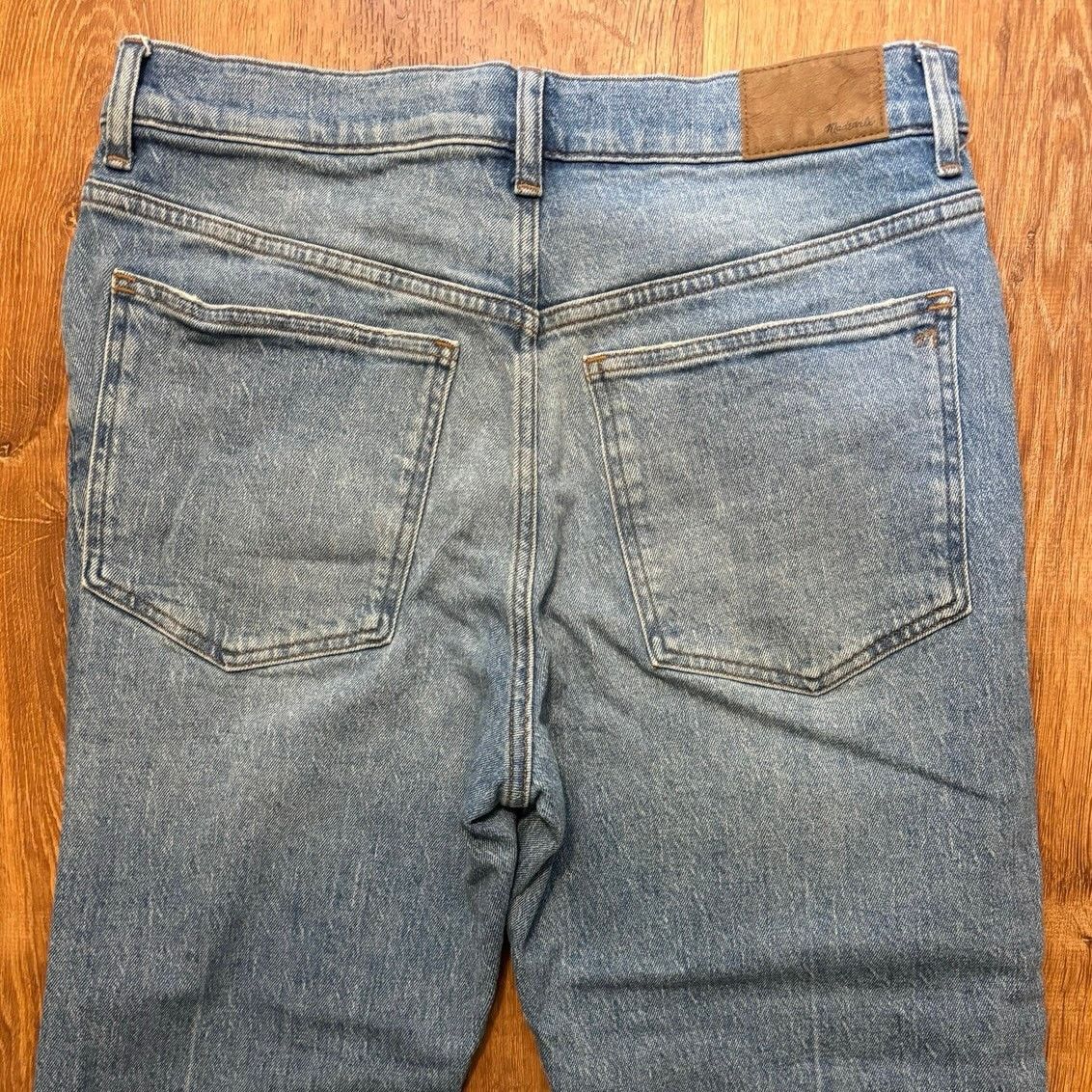 Madewell NWOT Madewell The '90s Straight Jean In Rondell Wash Size 30 Size 30" / US 8 / IT 44 - 9 Thumbnail