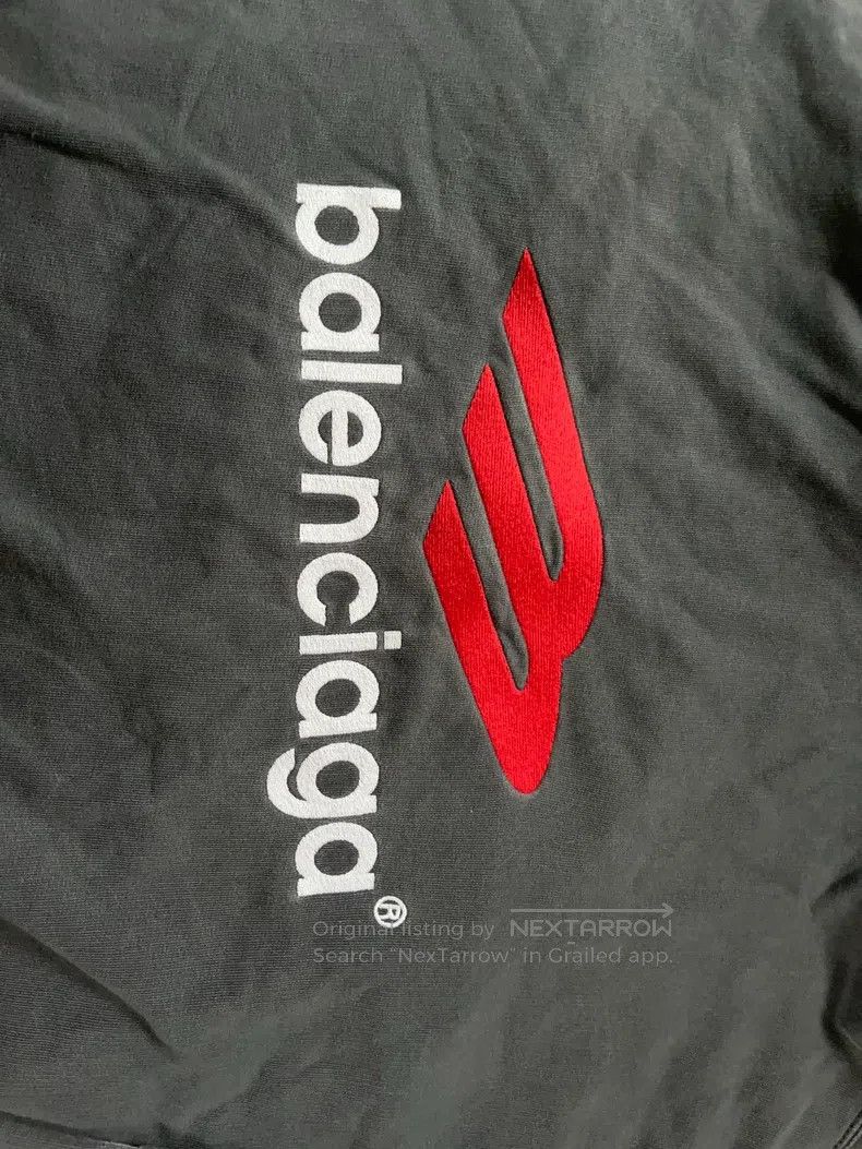 Balenciaga Balenciaga Racing 3B Embroidered Hooded Sweatshirt Jacket Size US XL / EU 56 / 4 - 4 Thumbnail