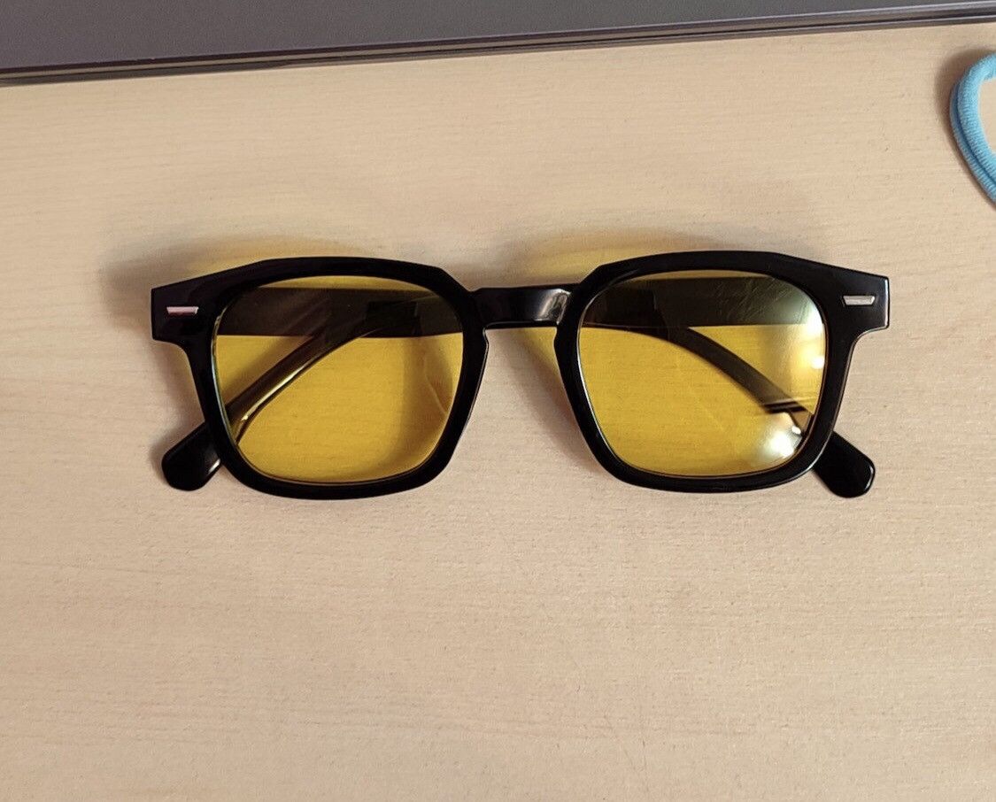 Electric Visual Yellow Lense Black Frame Sunglasses Size ONE SIZE - 4 Thumbnail
