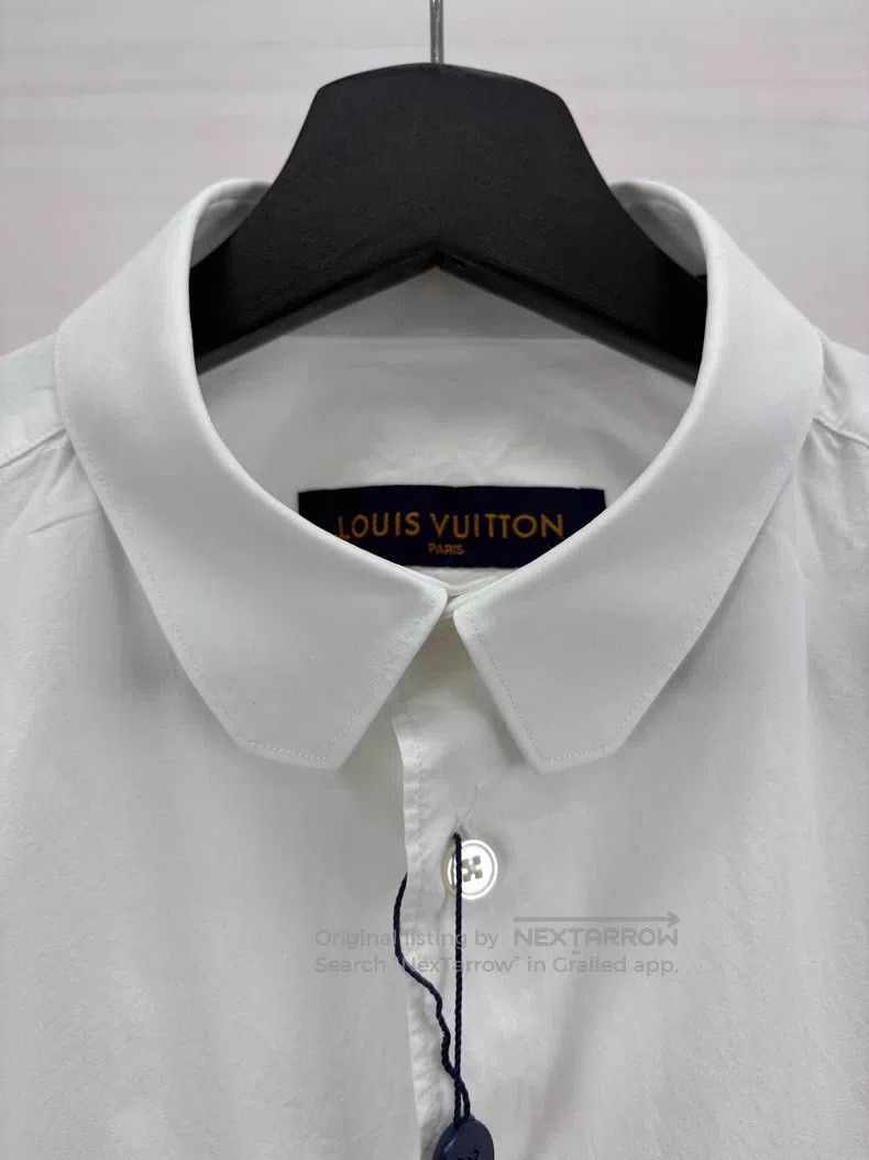 Louis Vuitton Louis Vuitton 1854 Portrait logo white shirt Size US S / EU 44-46 / 1 - 3 Thumbnail